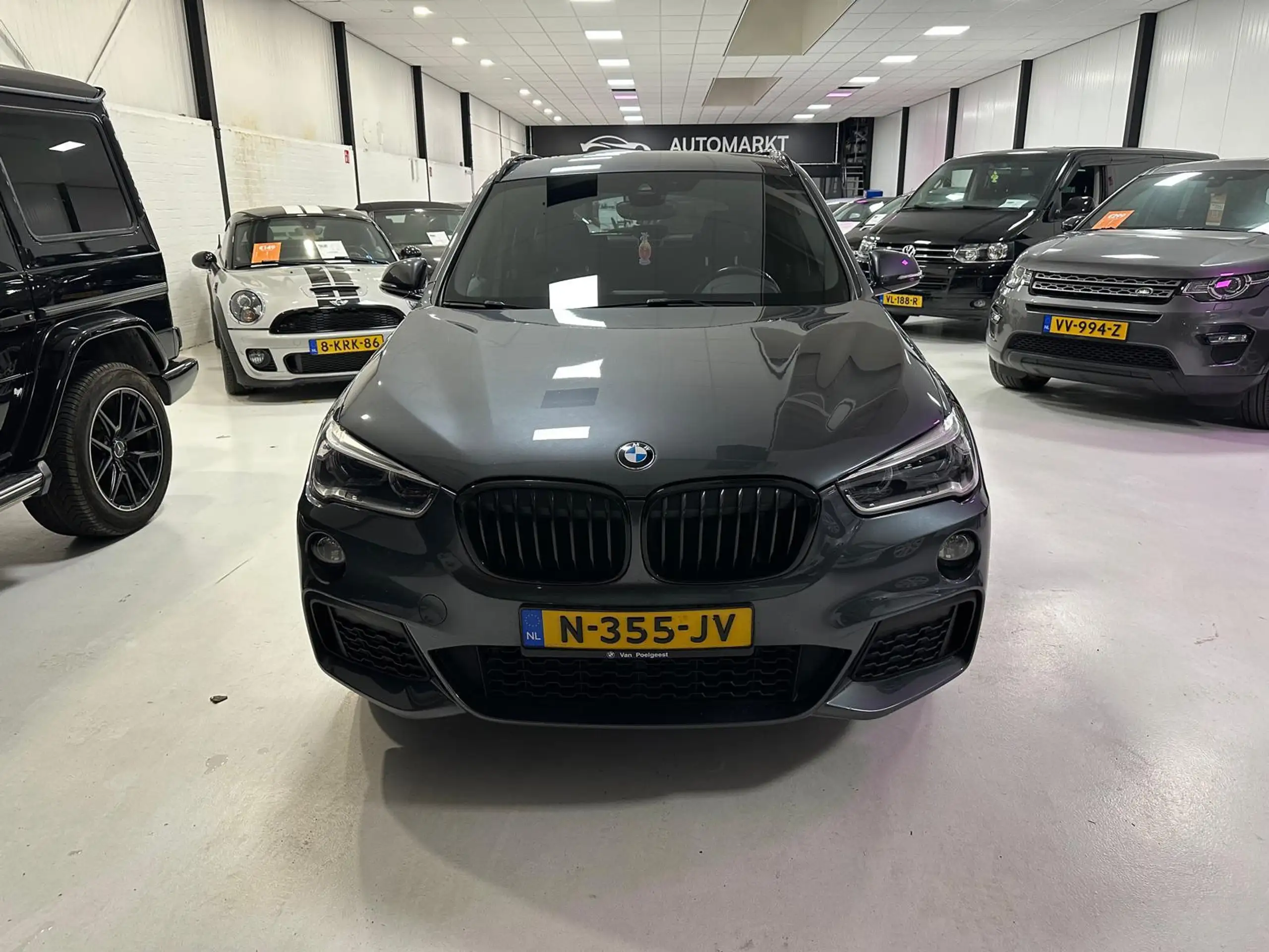 BMW - X1