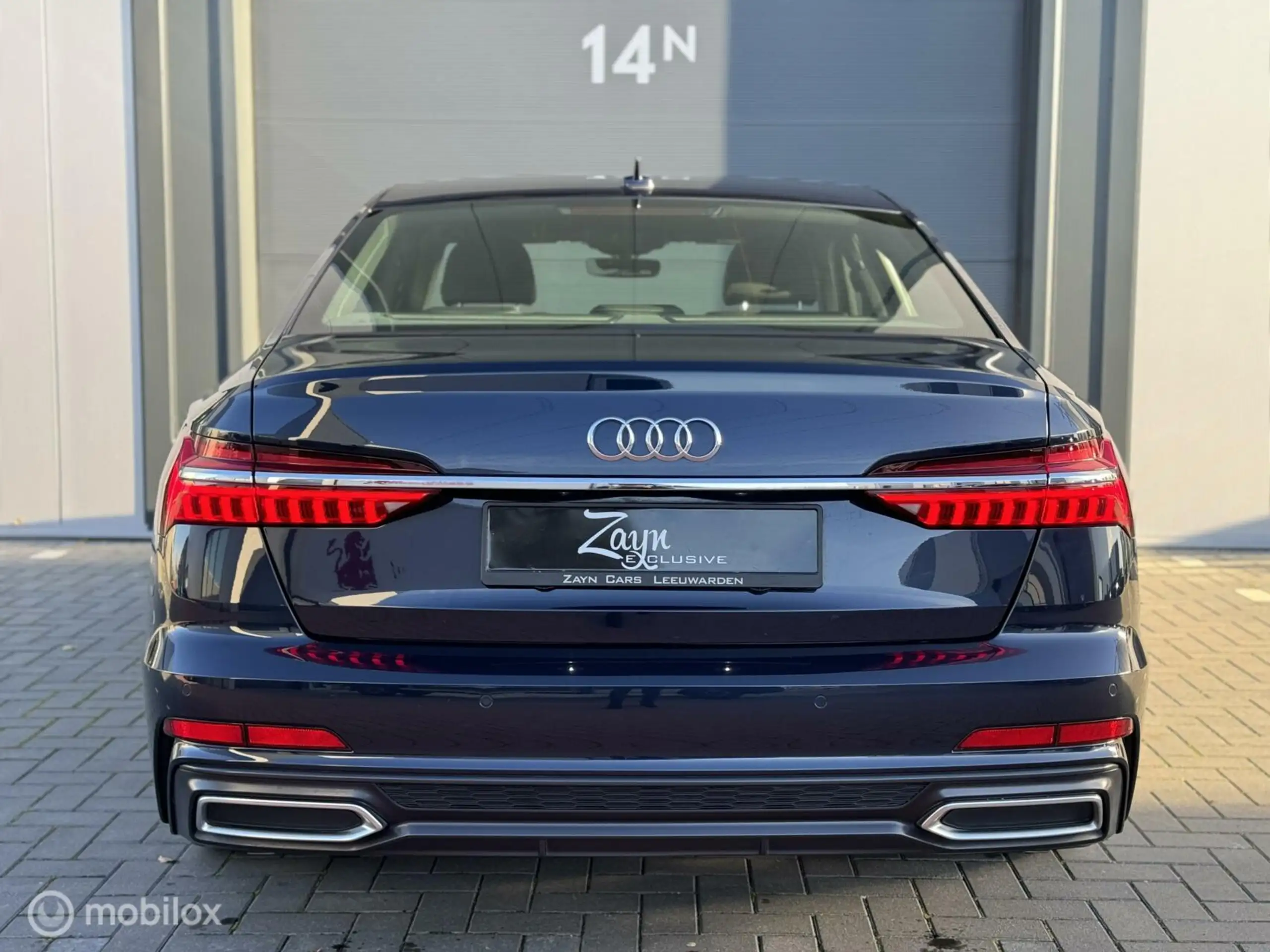 Audi - A6