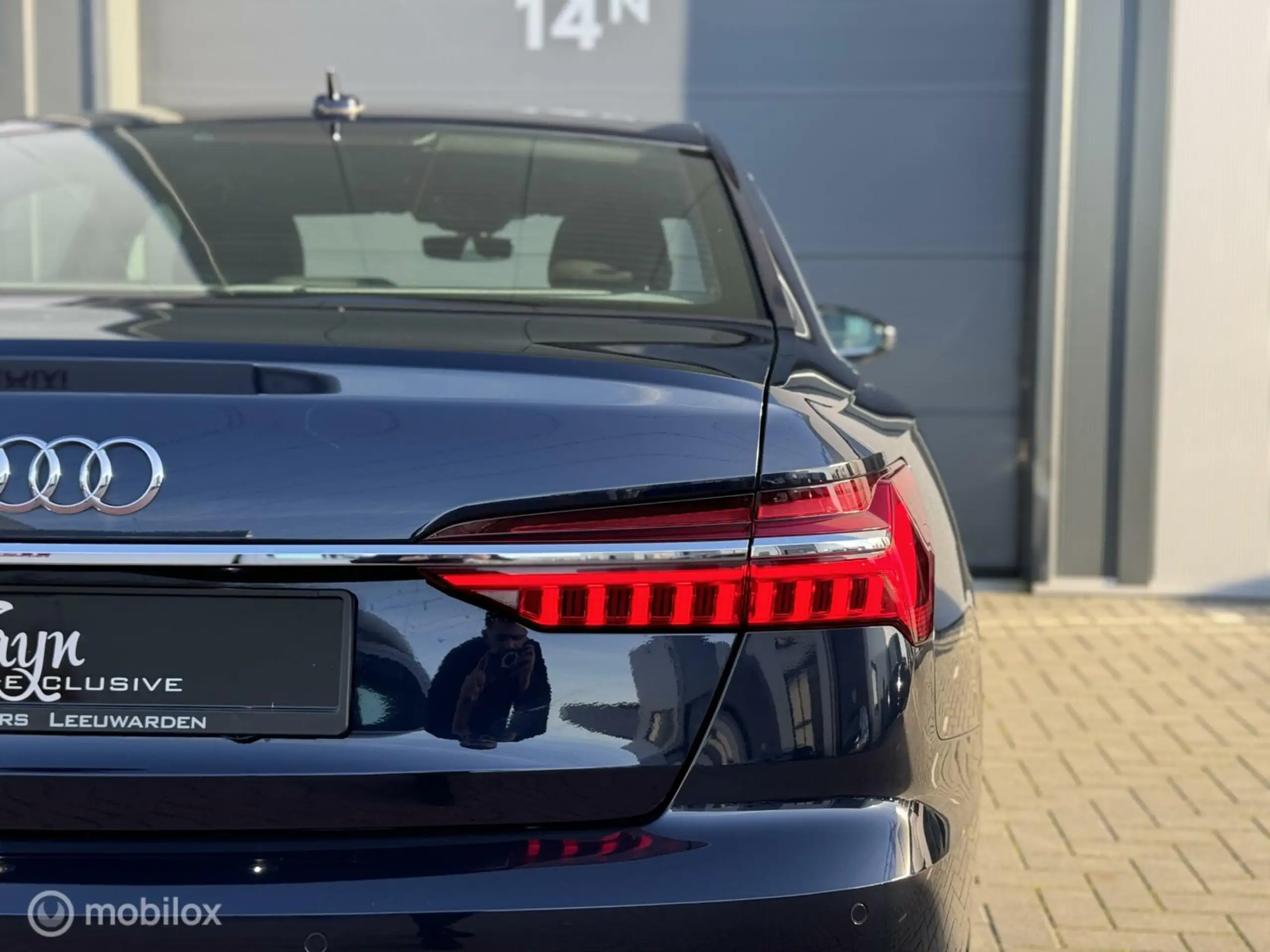 Audi - A6