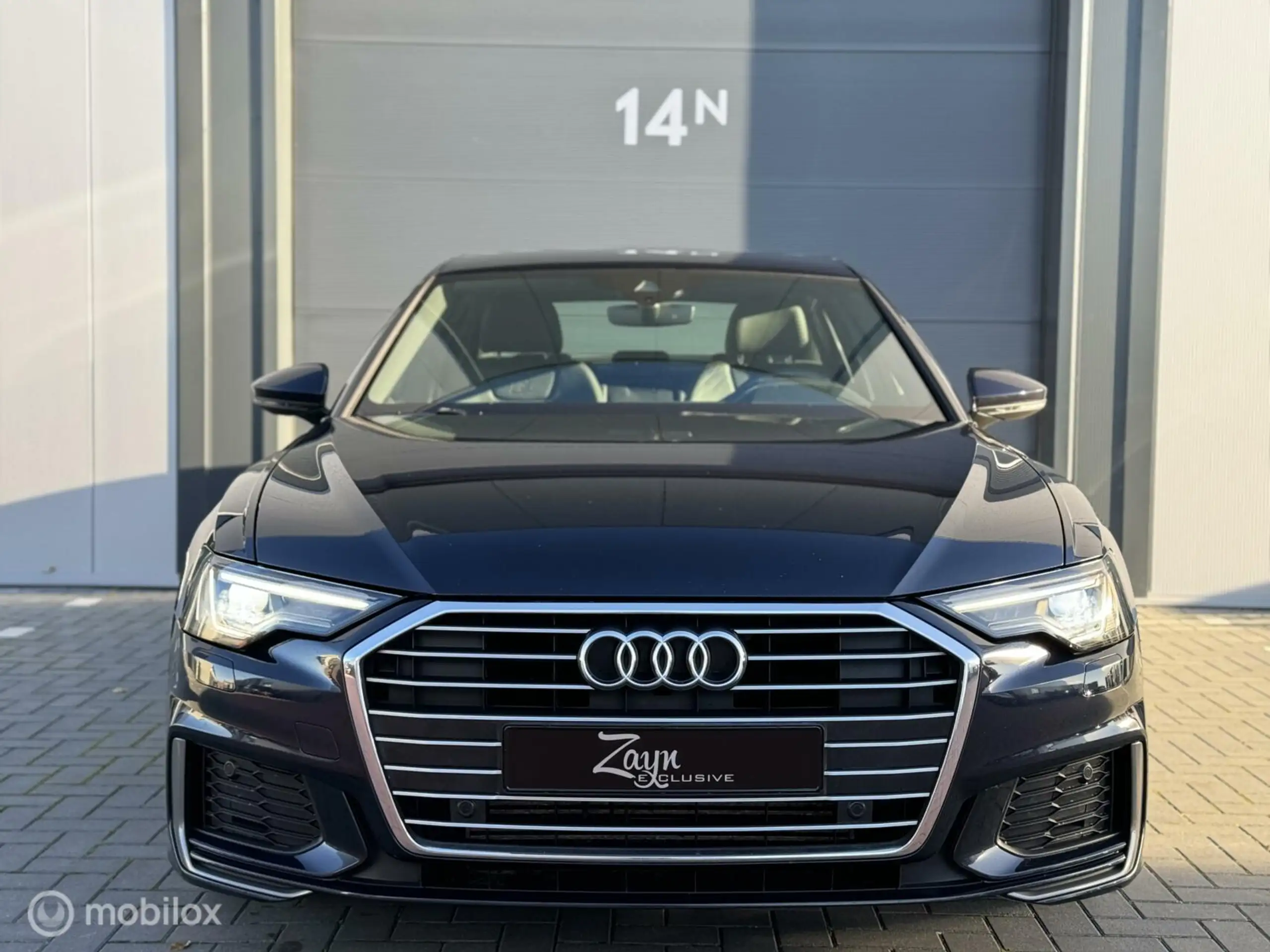 Audi - A6