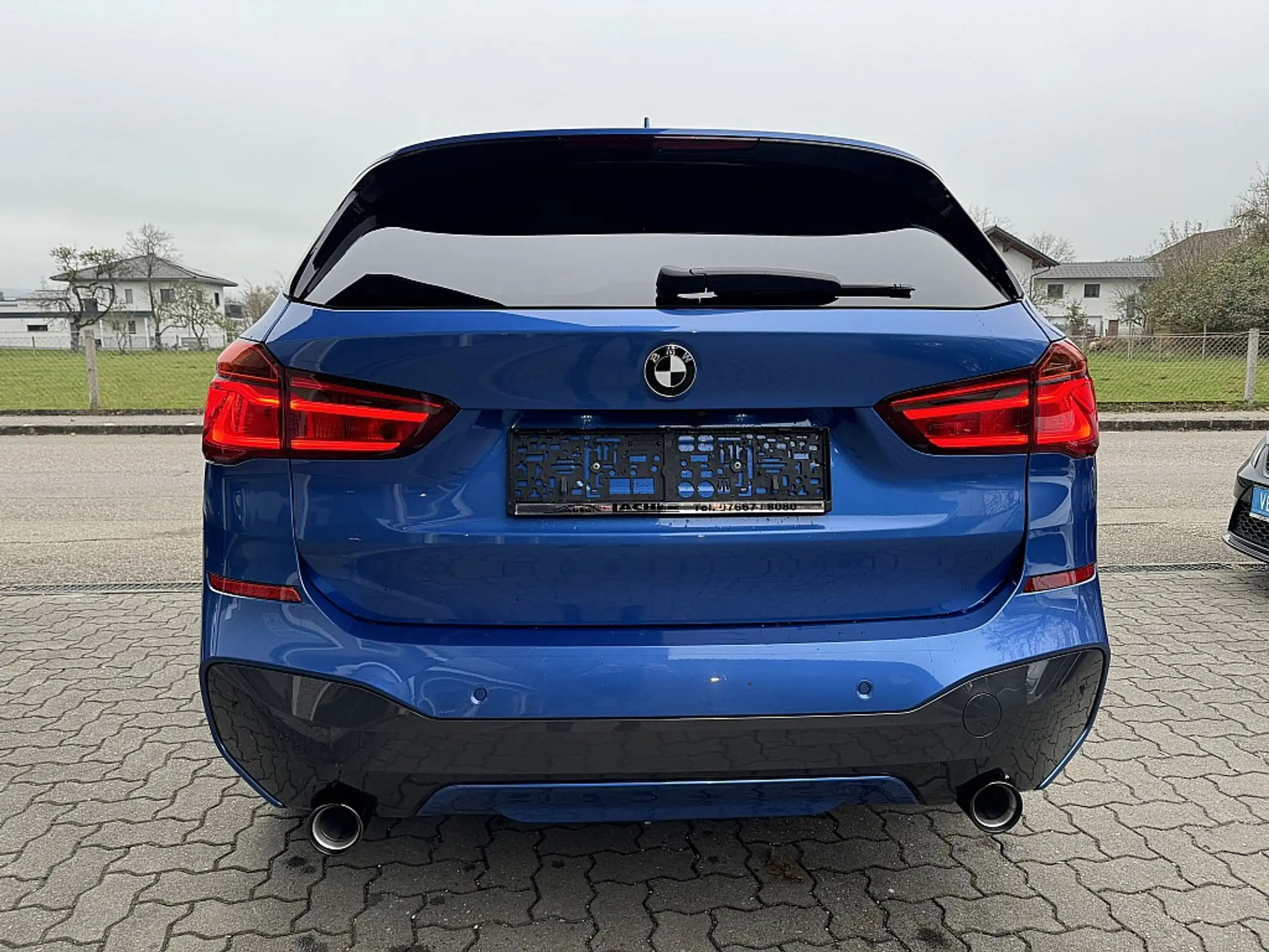 BMW - X1