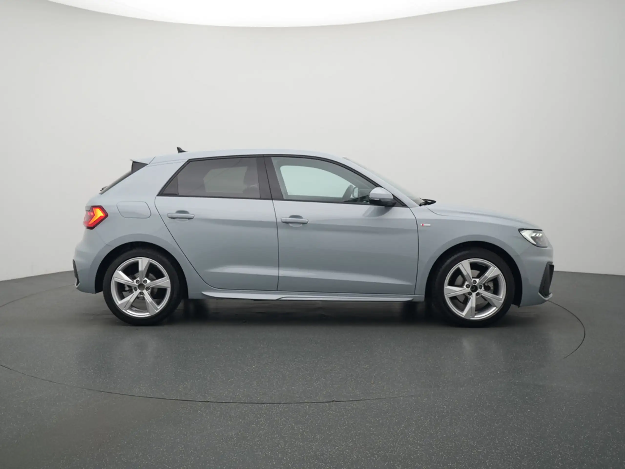 Audi - A1