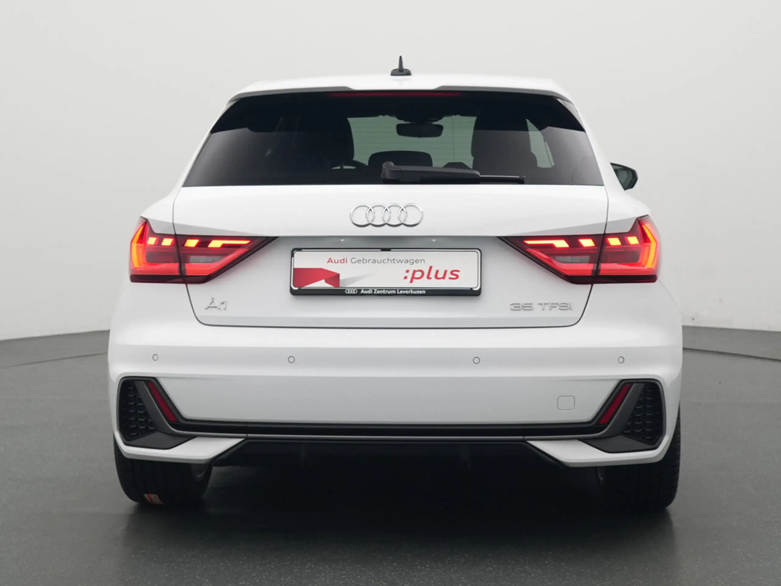 Audi - A1