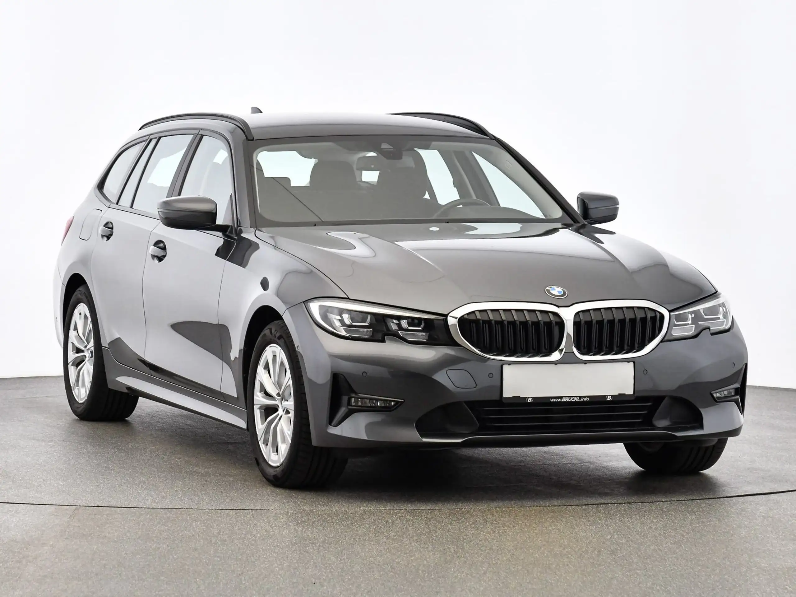 BMW - 320