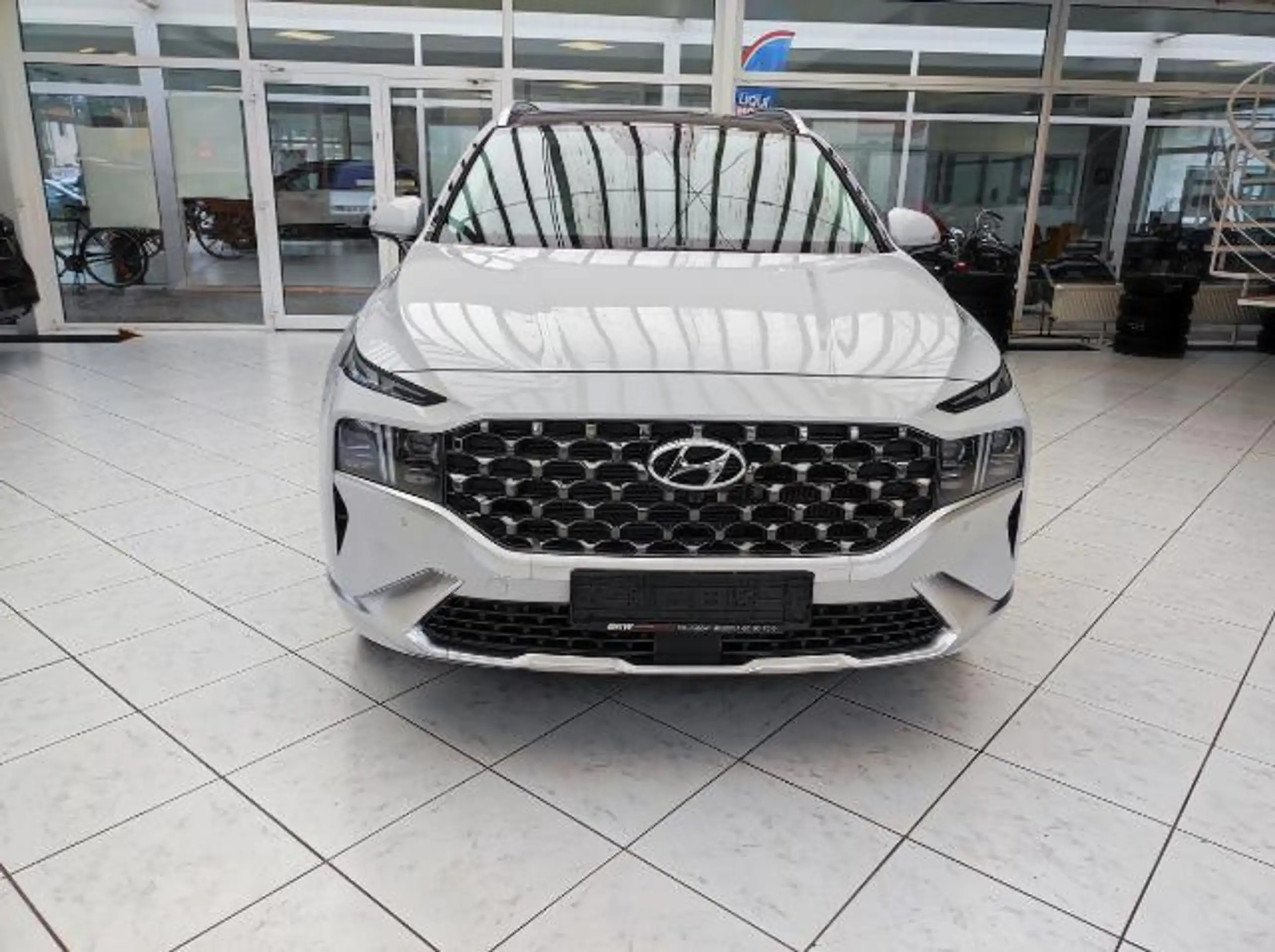 Hyundai - SANTA FE