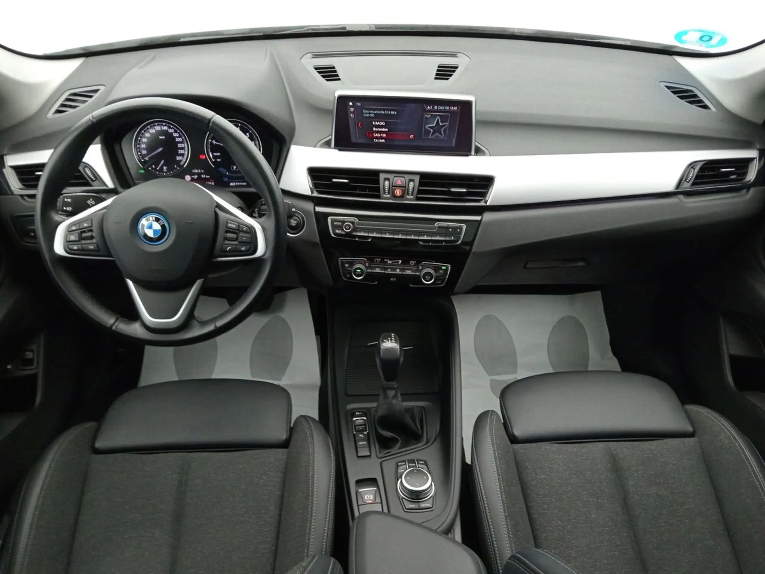 BMW - X1