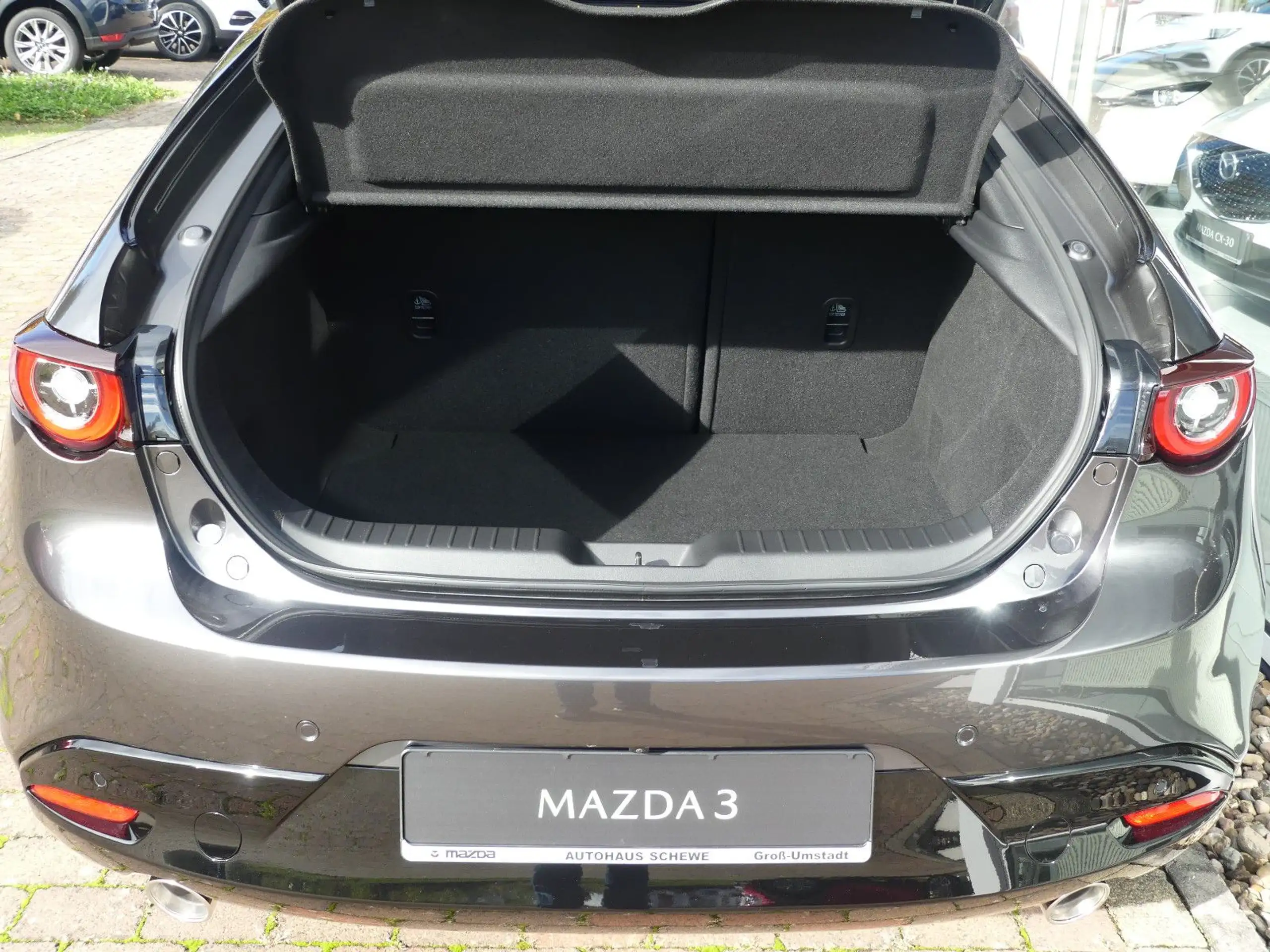 Mazda - 3