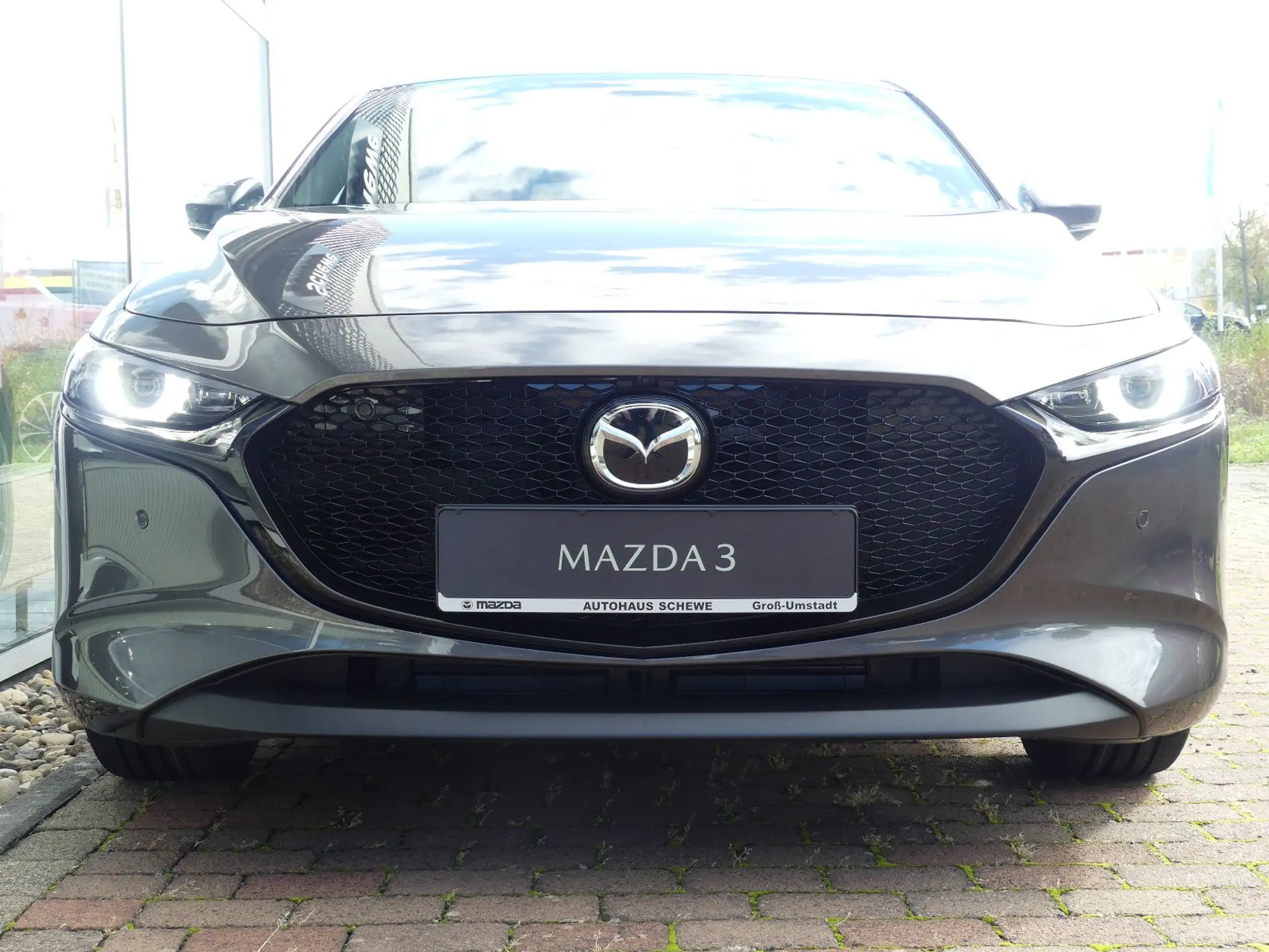 Mazda - 3