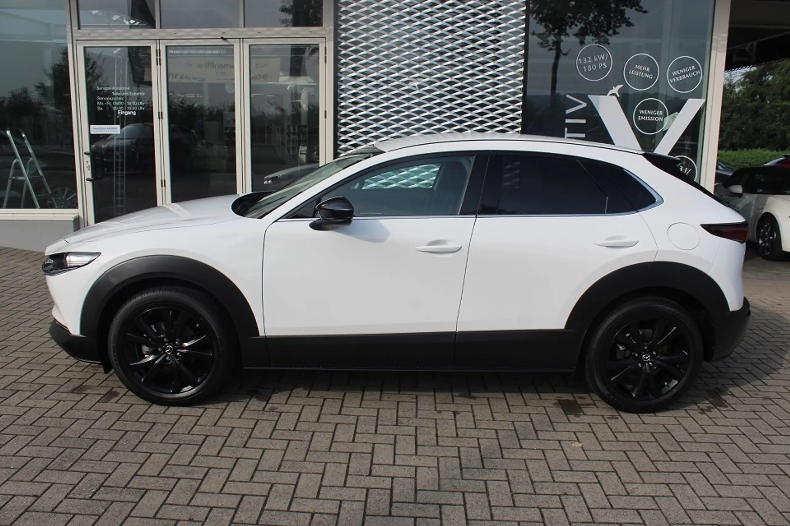 Mazda - CX-30