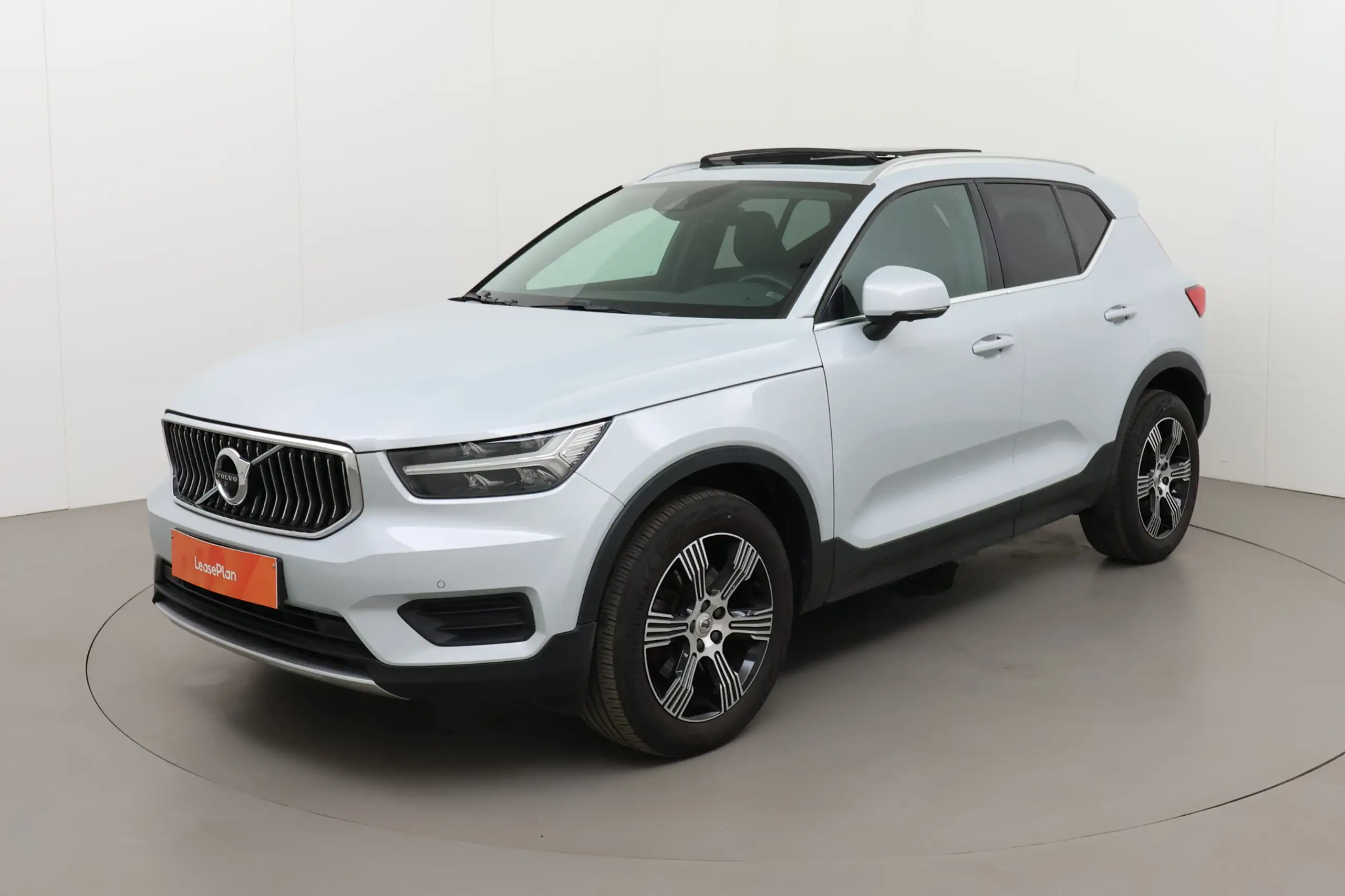 Volvo - XC40