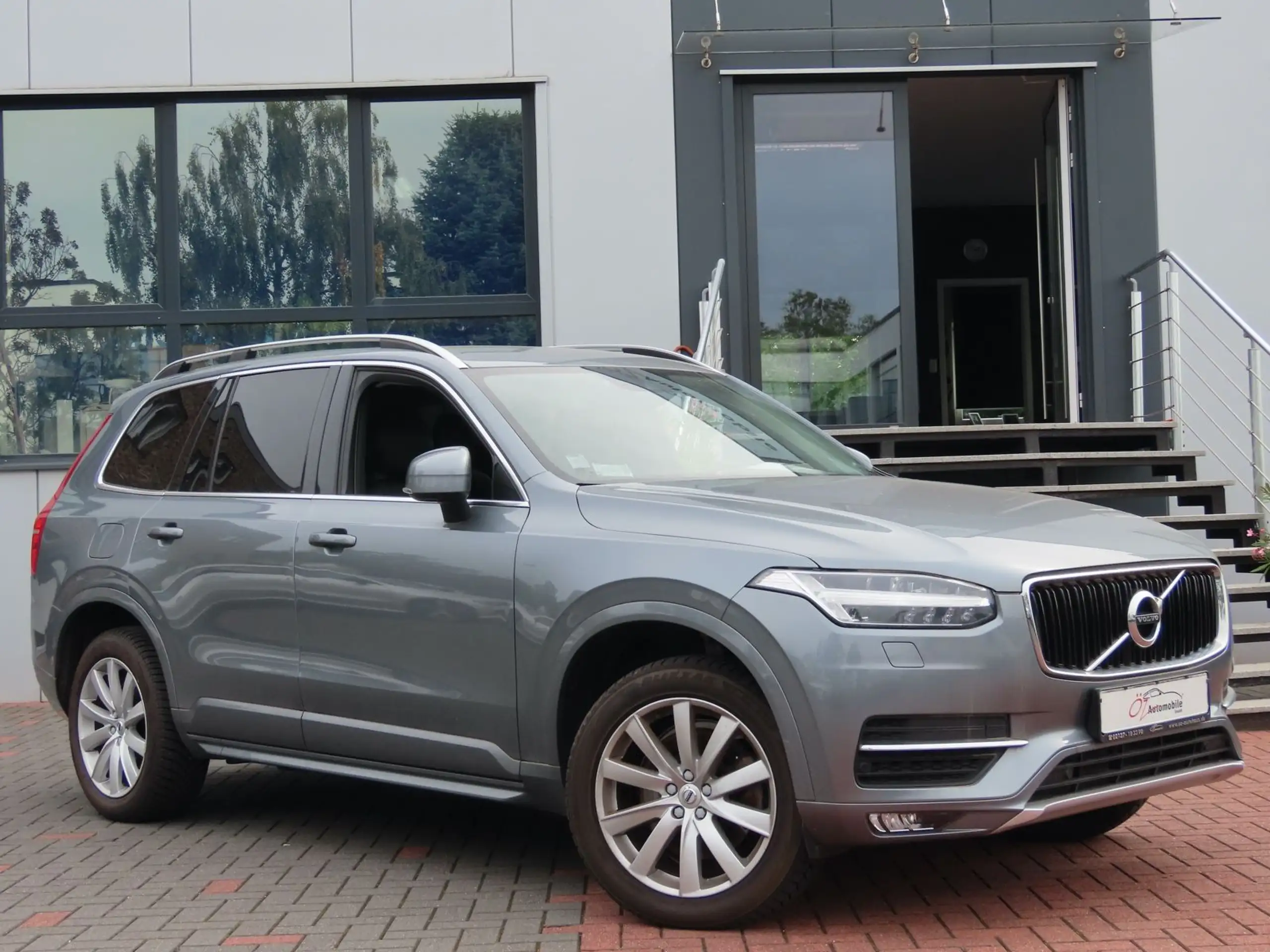 Volvo - XC90