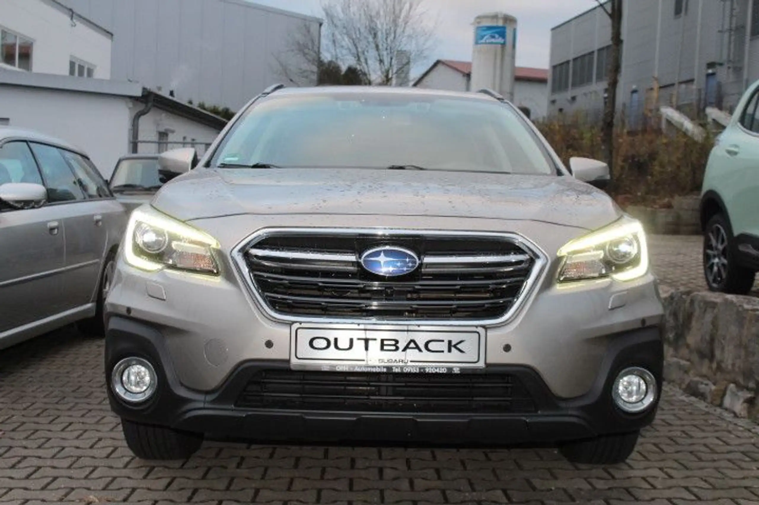 Subaru - OUTBACK