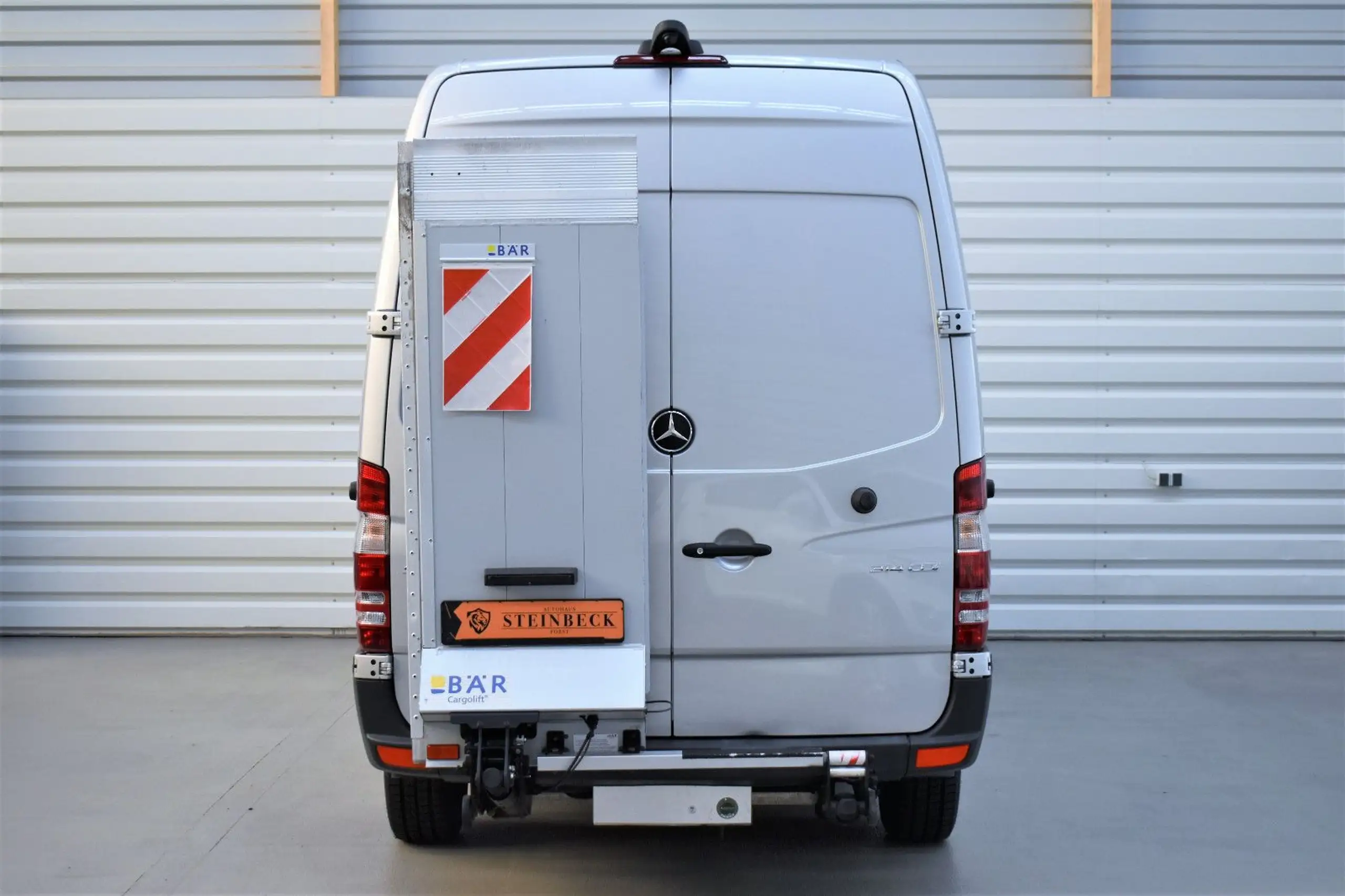 Mercedes-Benz - Sprinter