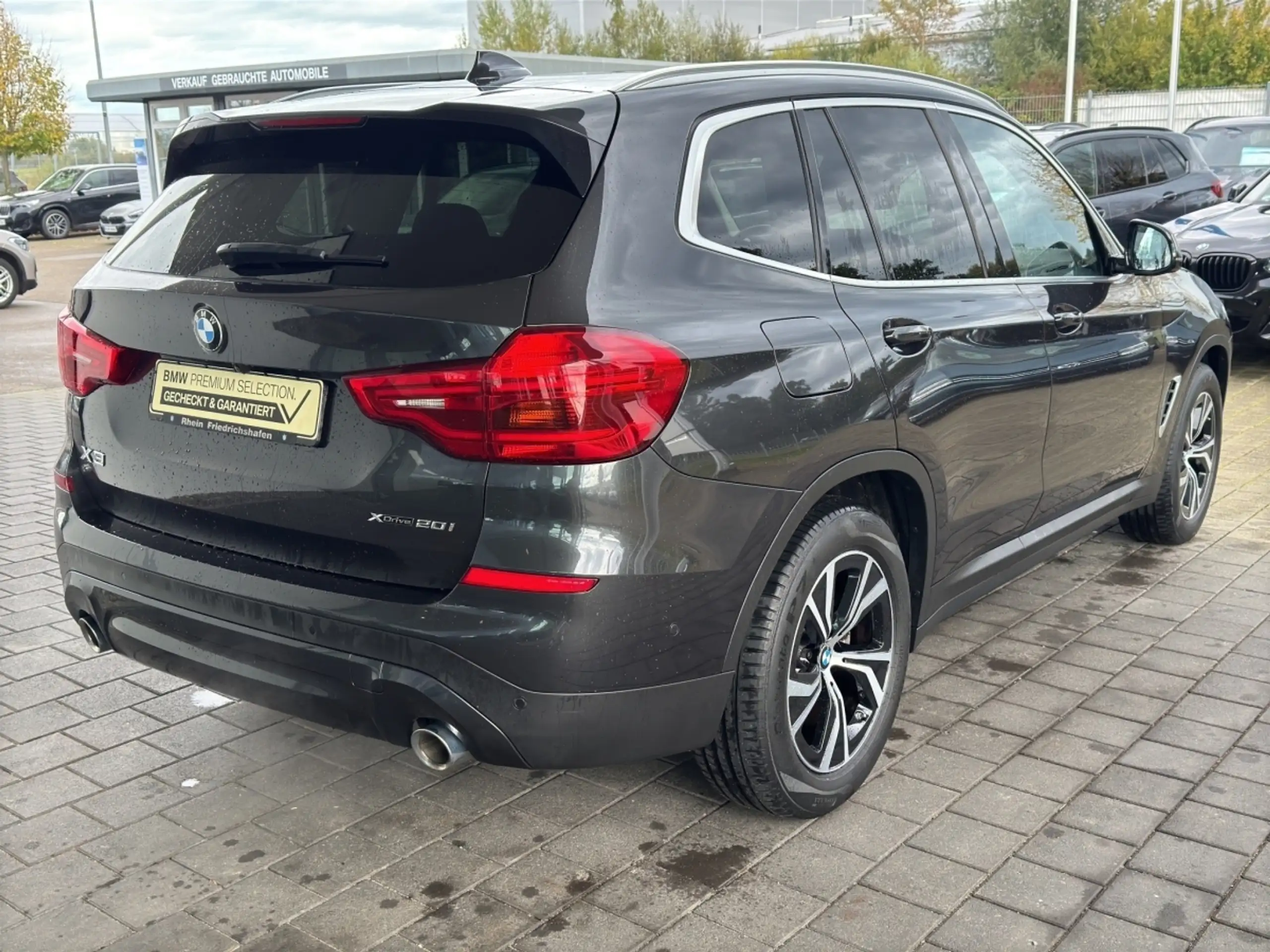 BMW - X3