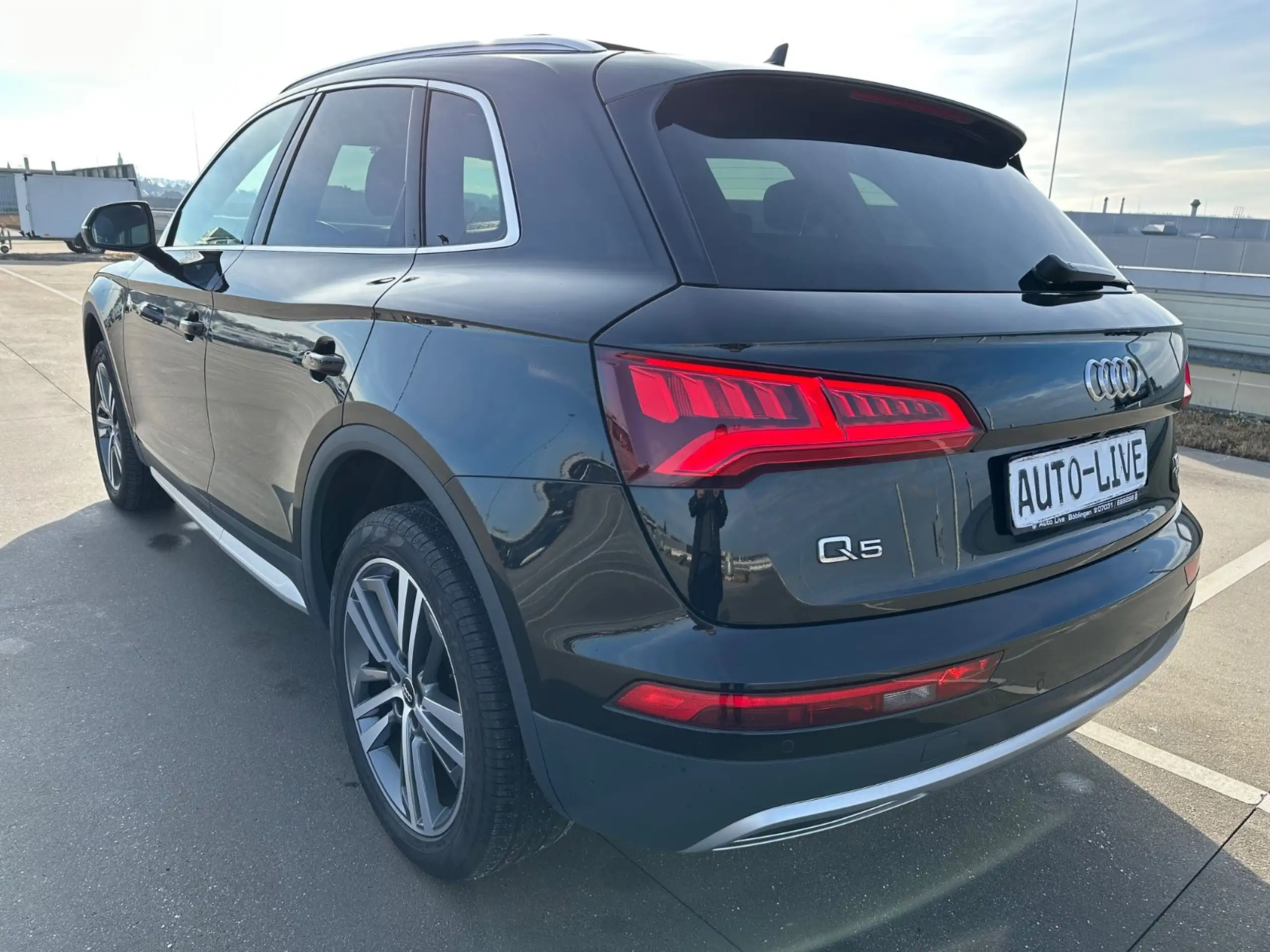 Audi - Q5