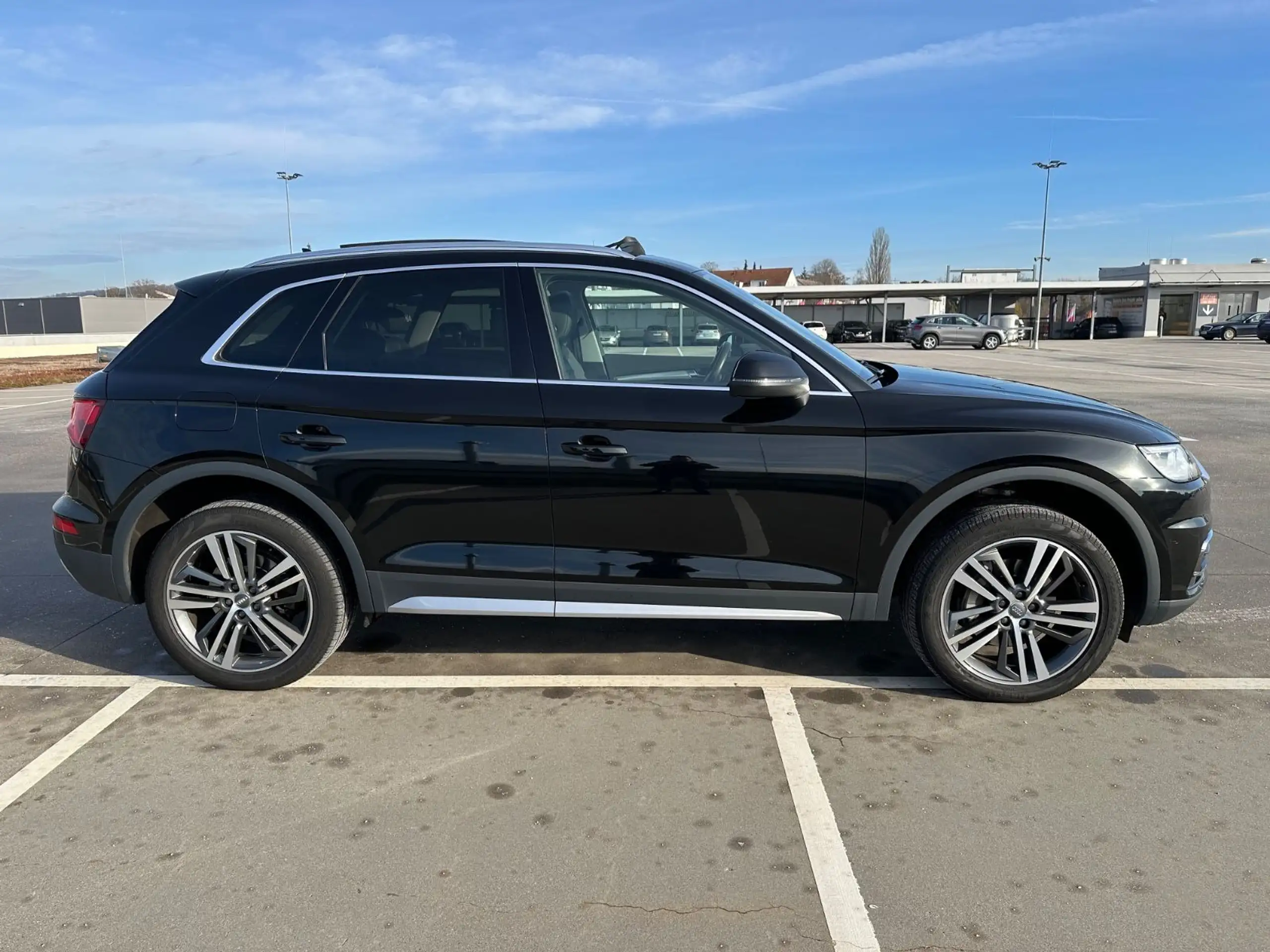 Audi - Q5