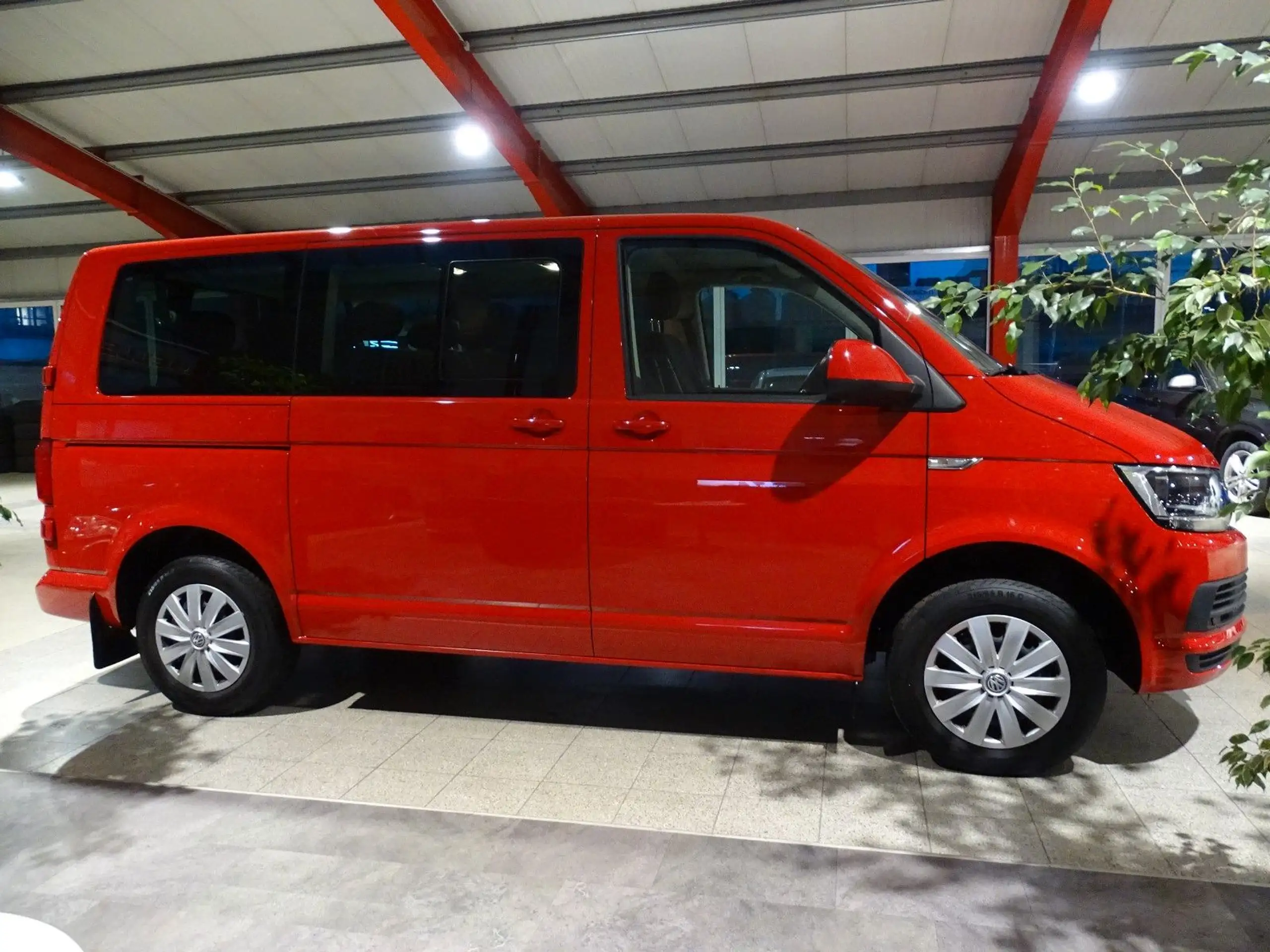 Volkswagen - T6 Transporter