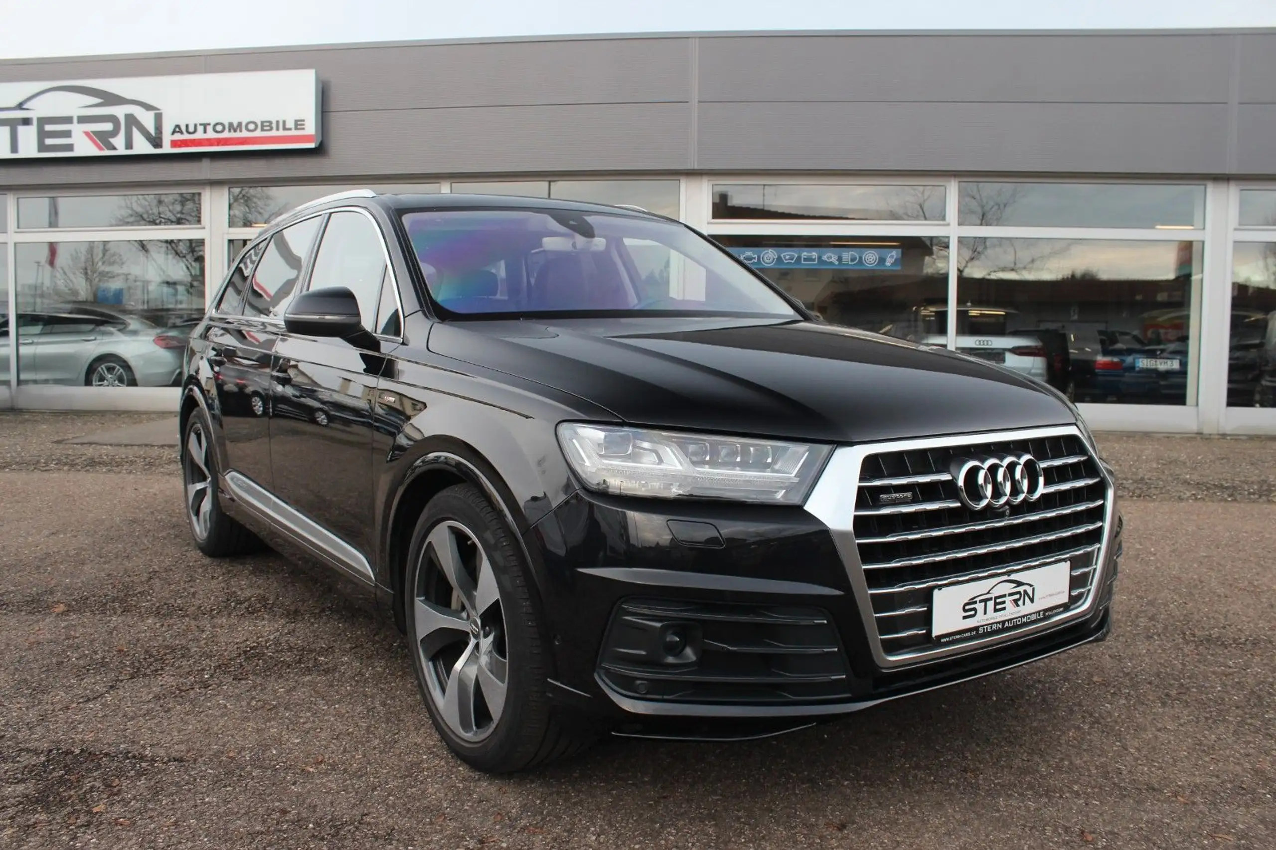 Audi - Q7