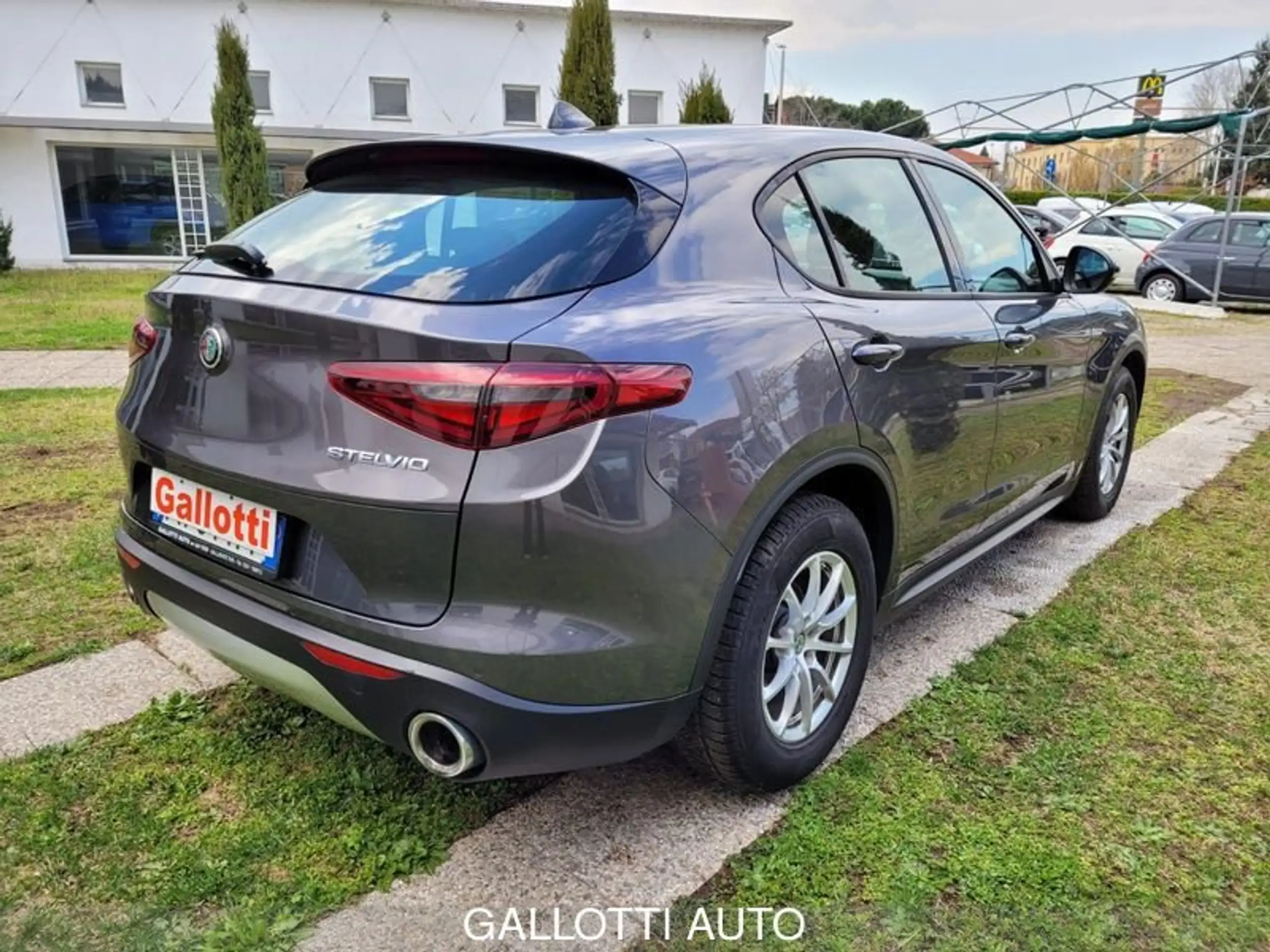 Alfa Romeo - Stelvio