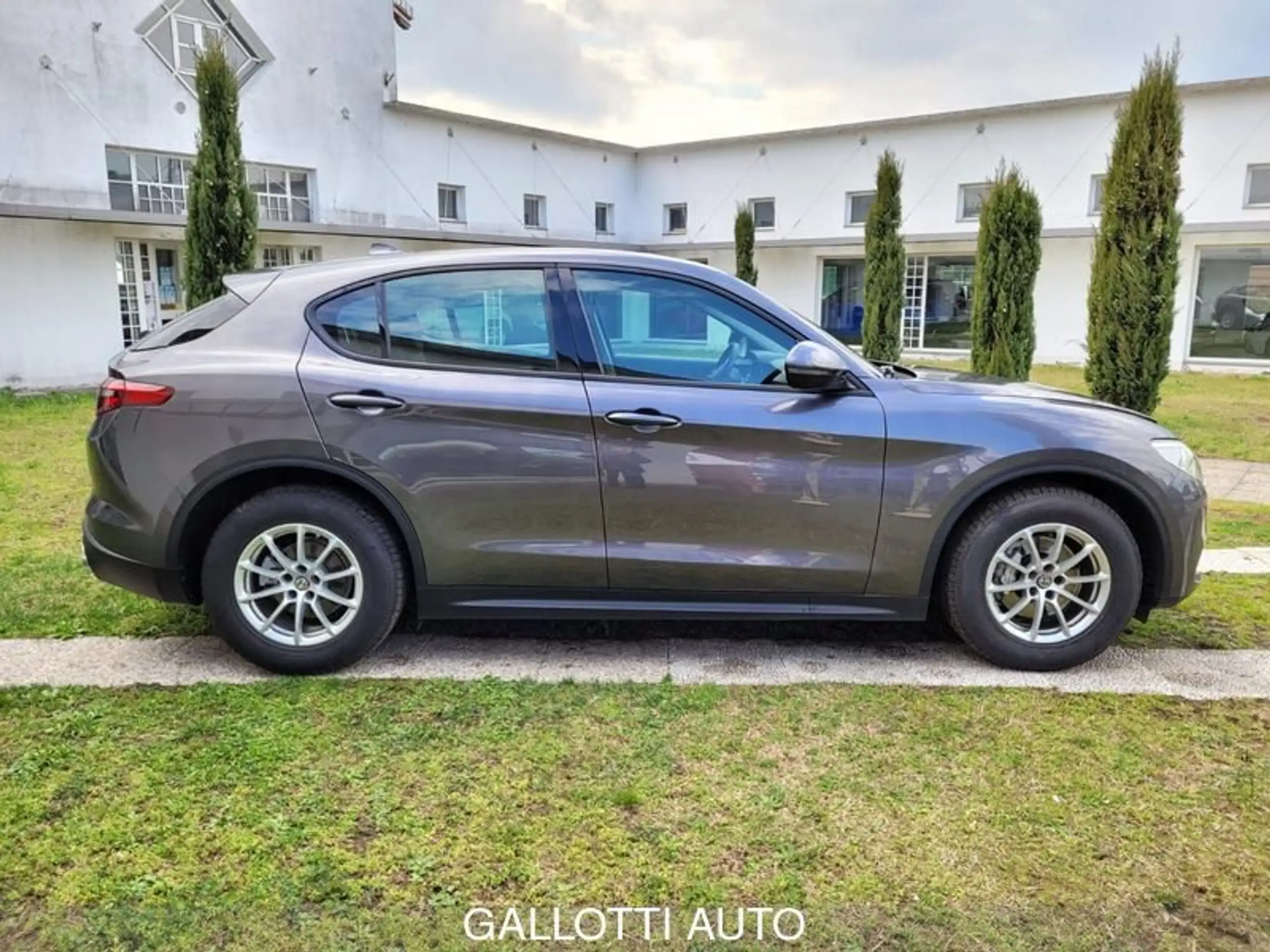 Alfa Romeo - Stelvio