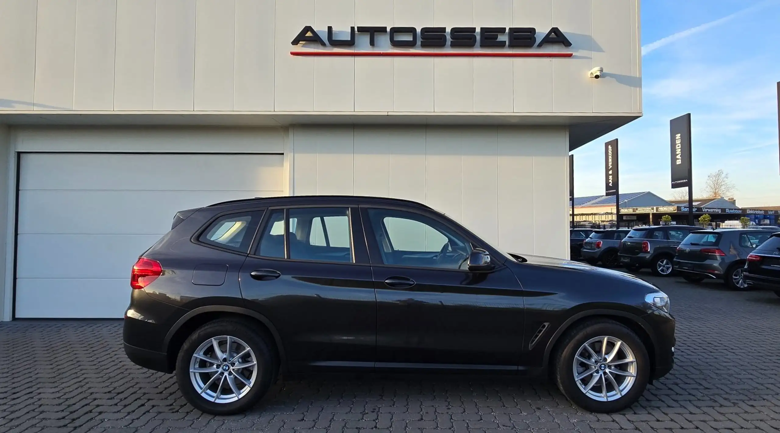 BMW - X3