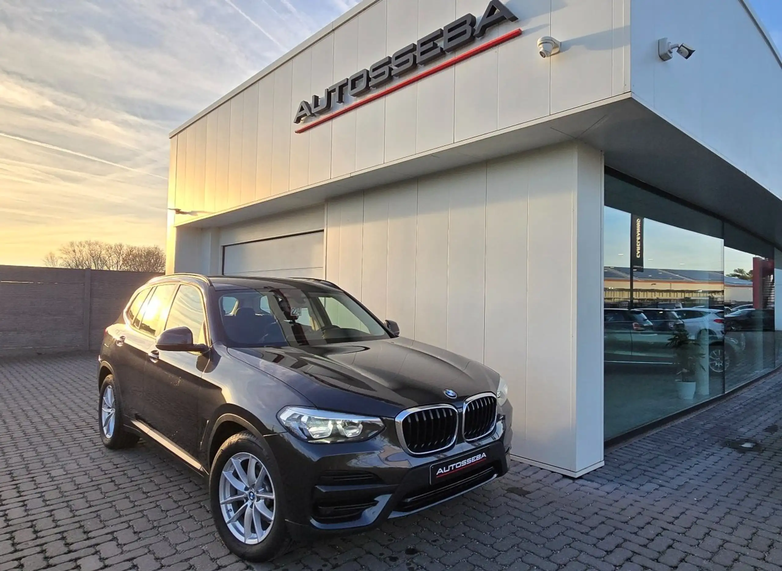 BMW - X3