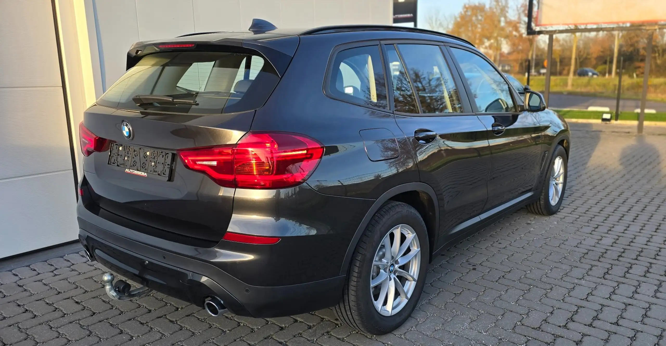 BMW - X3