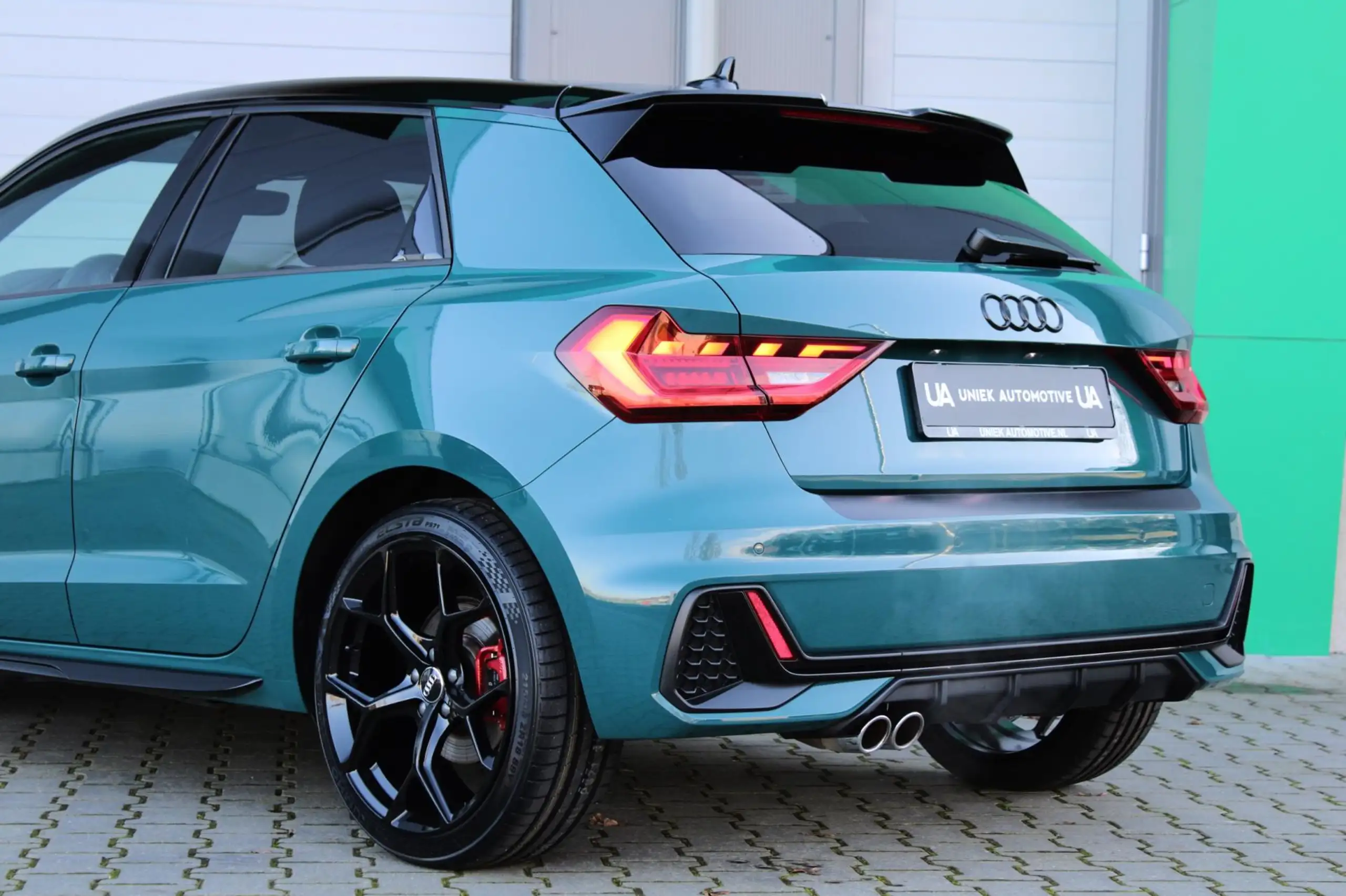 Audi - A1