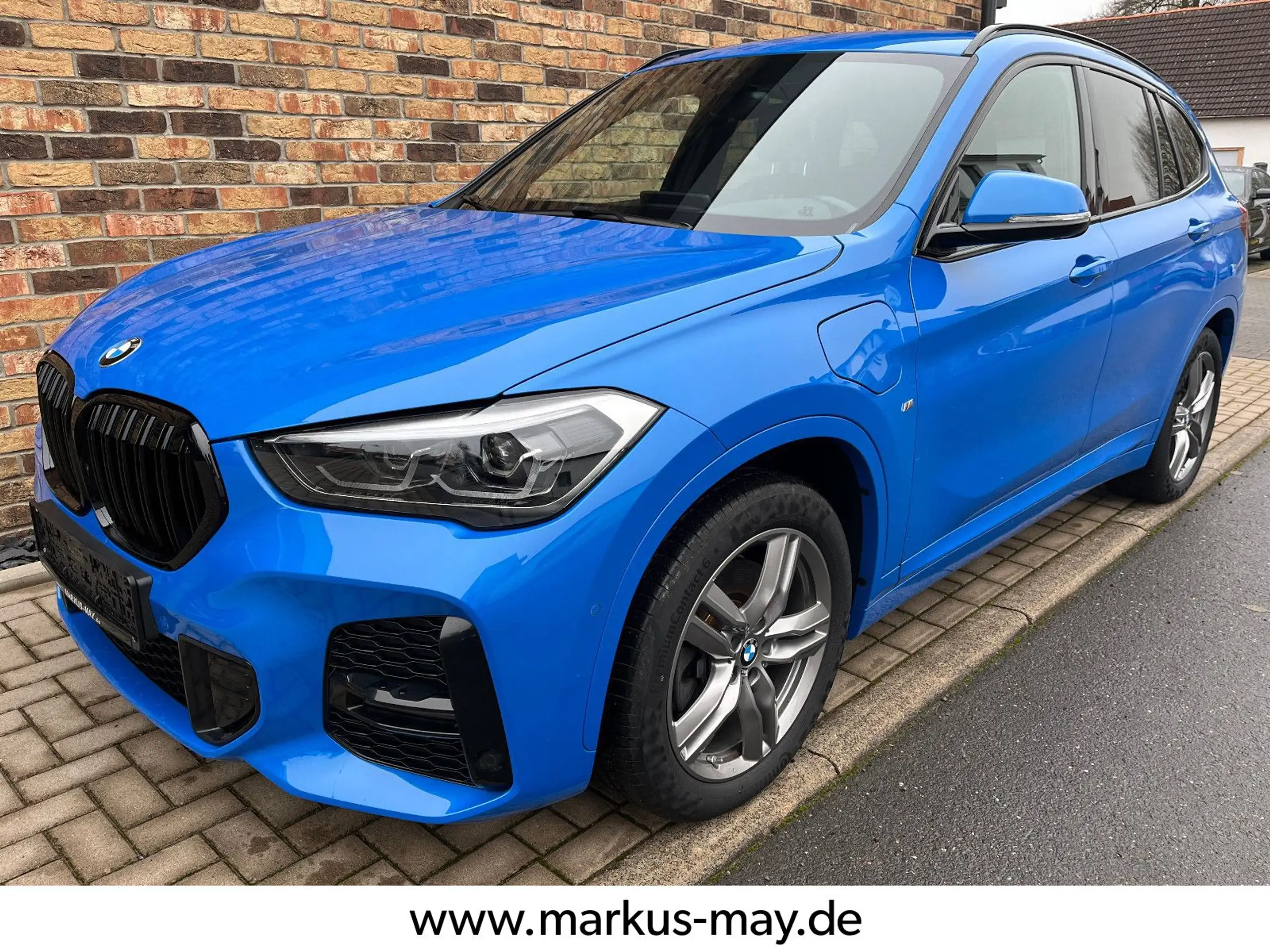 BMW - X1