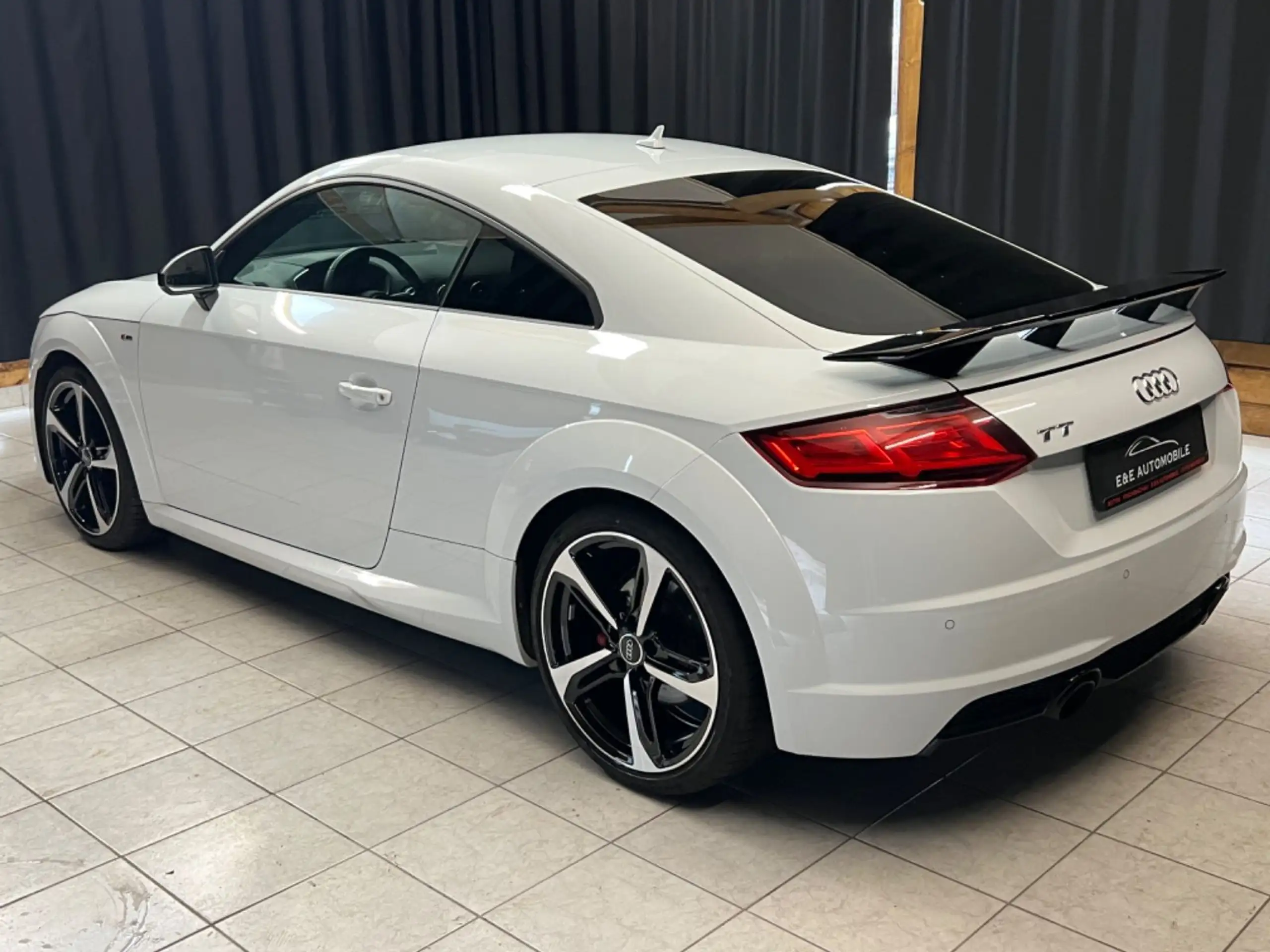 Audi - TT