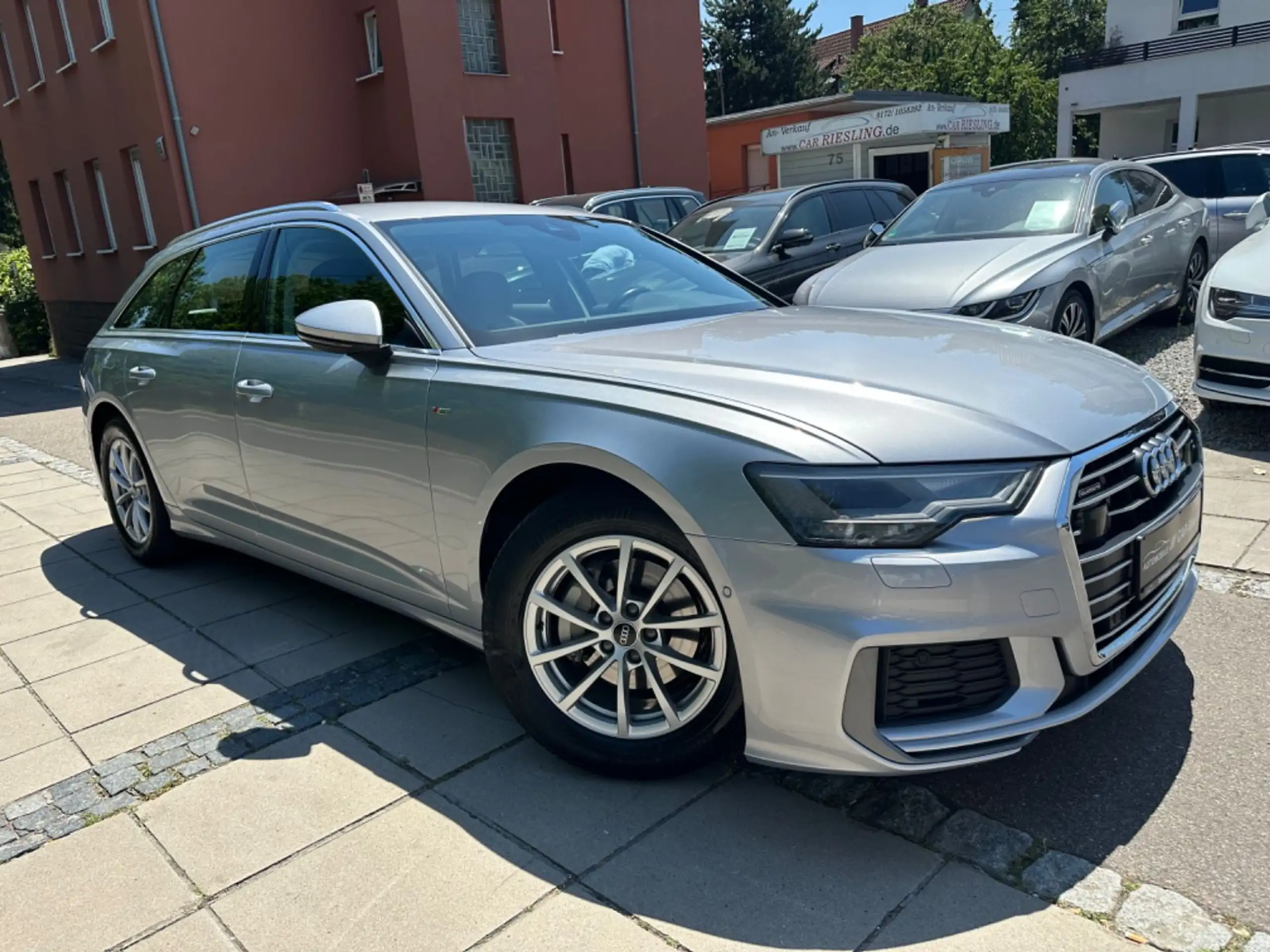 Audi - A6