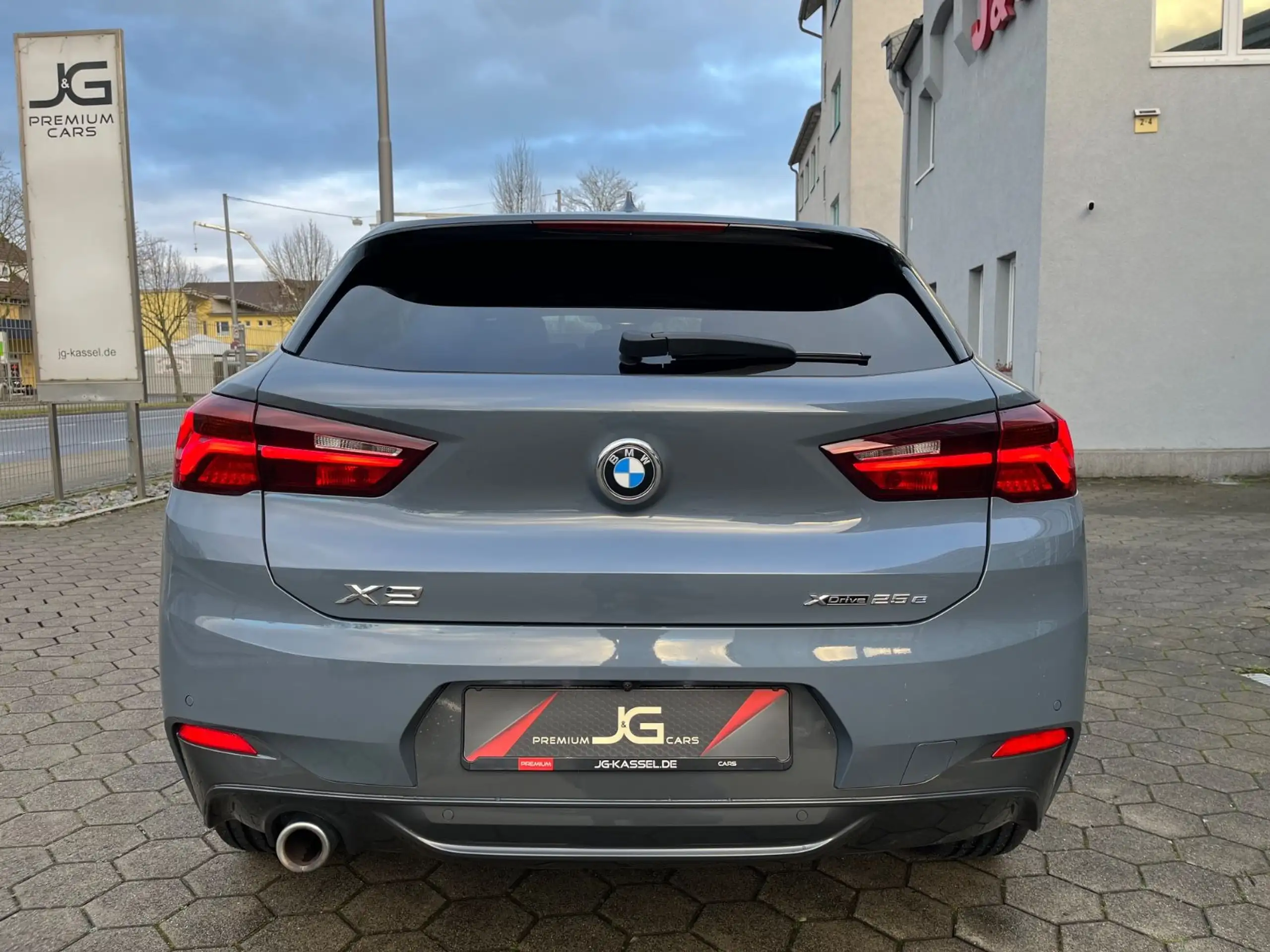 BMW - X2