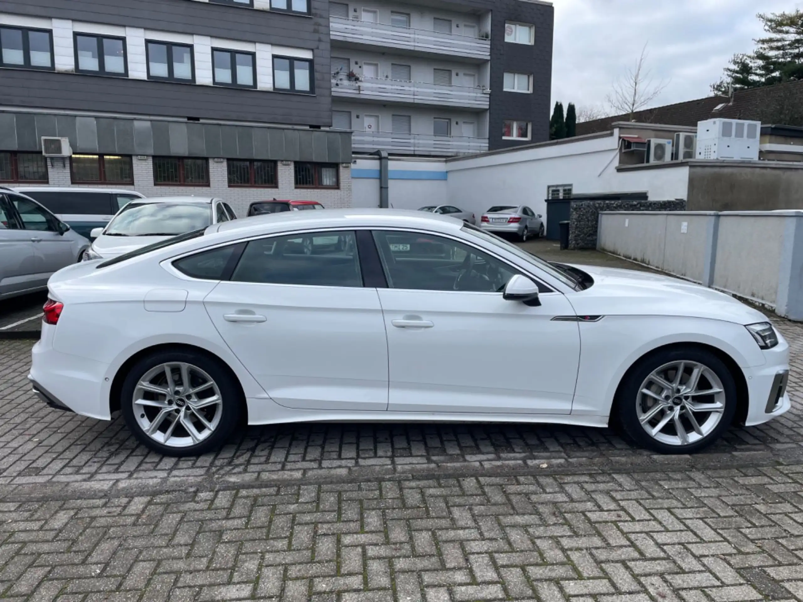 Audi - A5