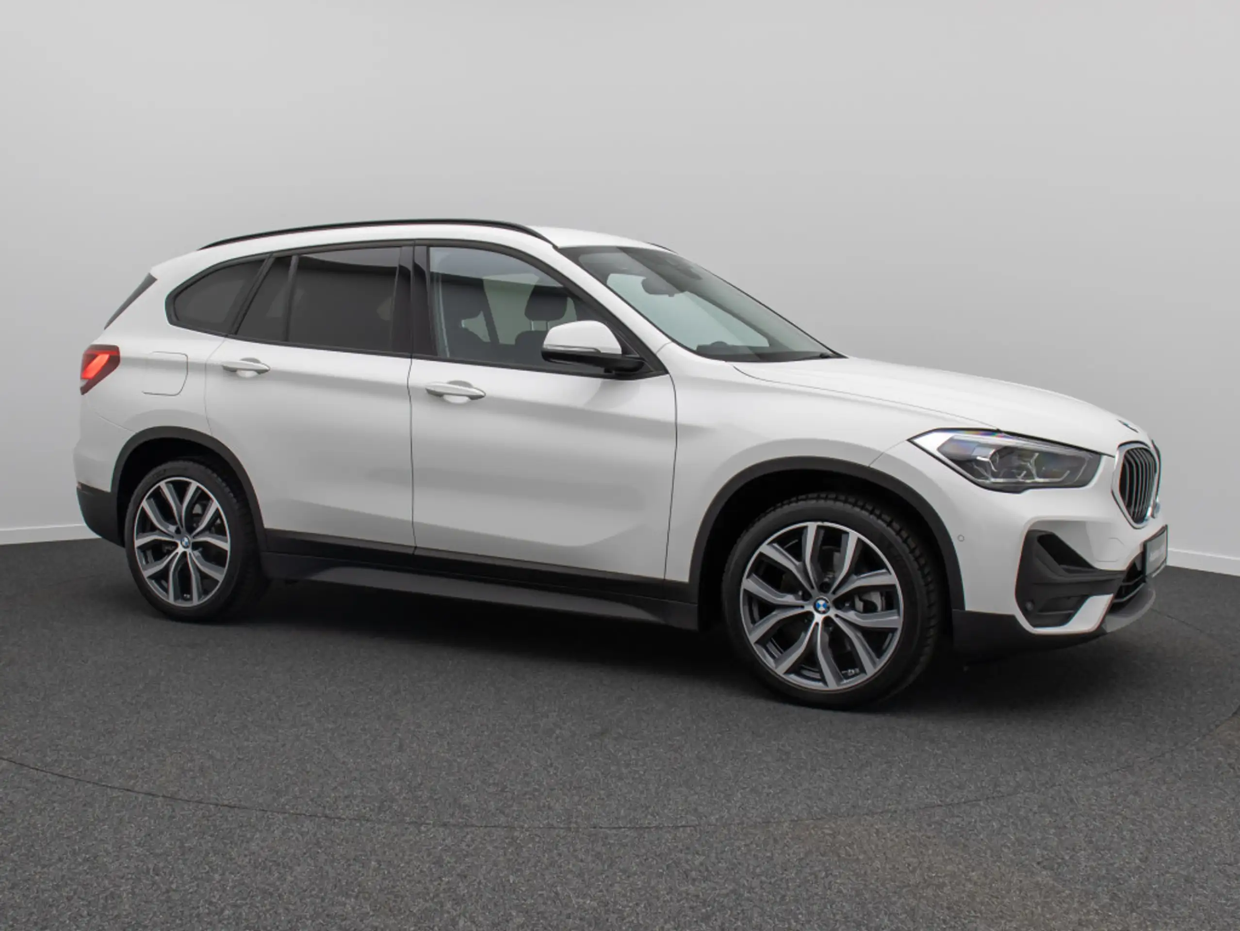 BMW - X1