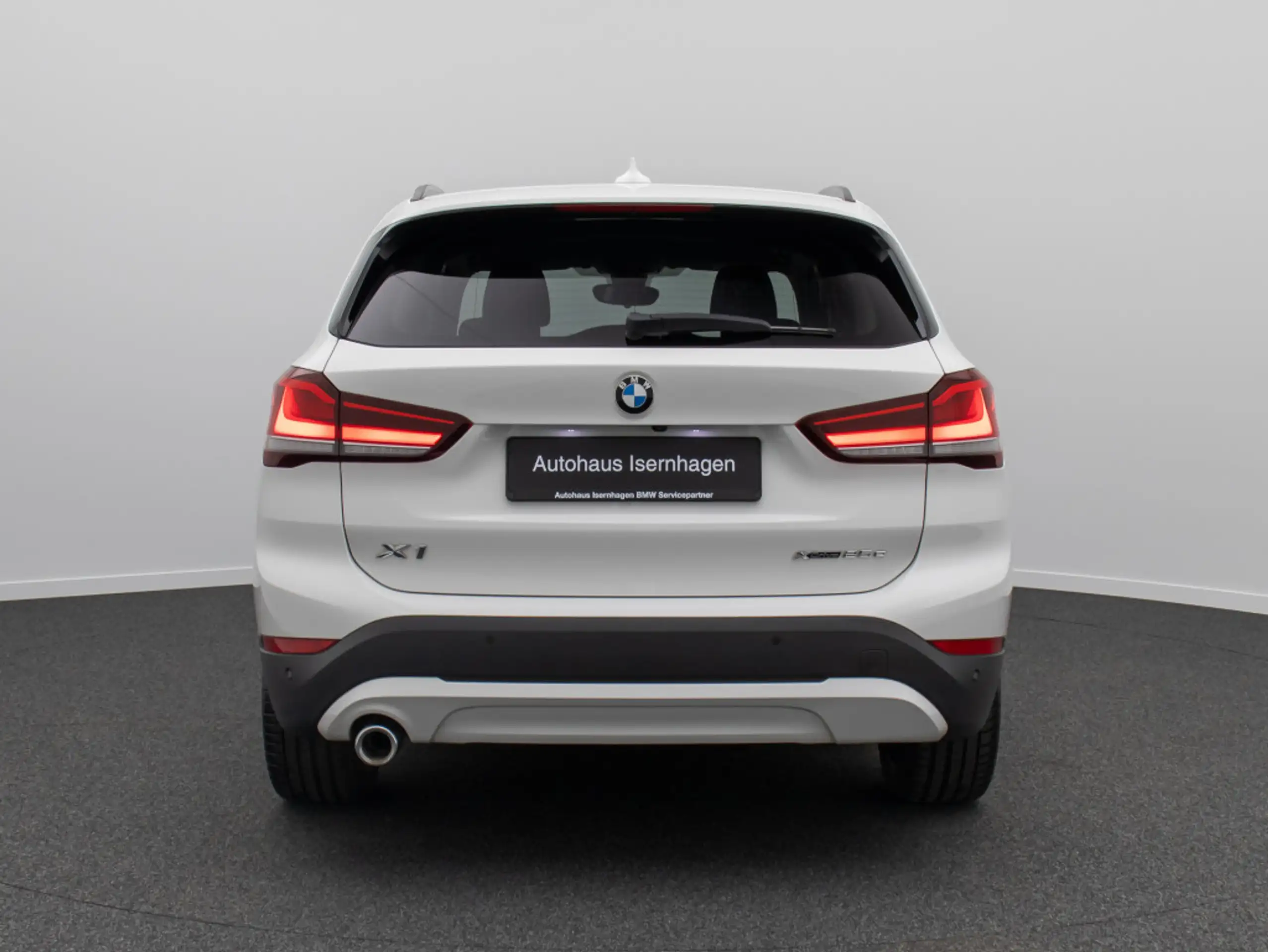 BMW - X1