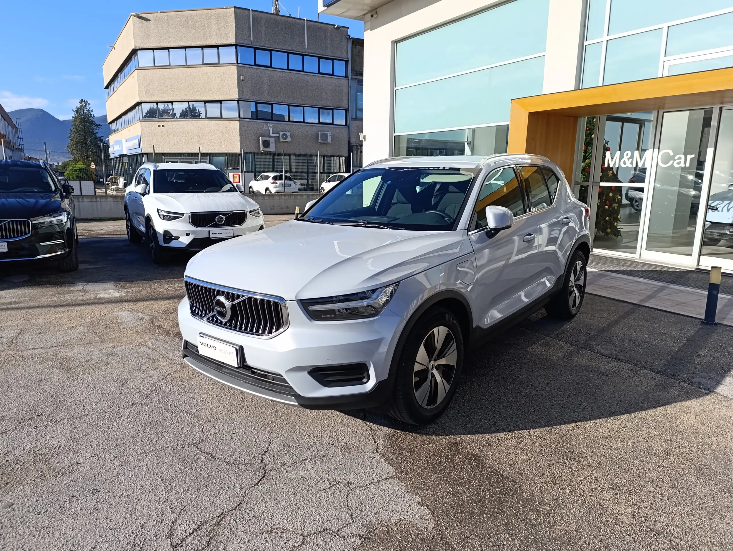 Volvo - XC40