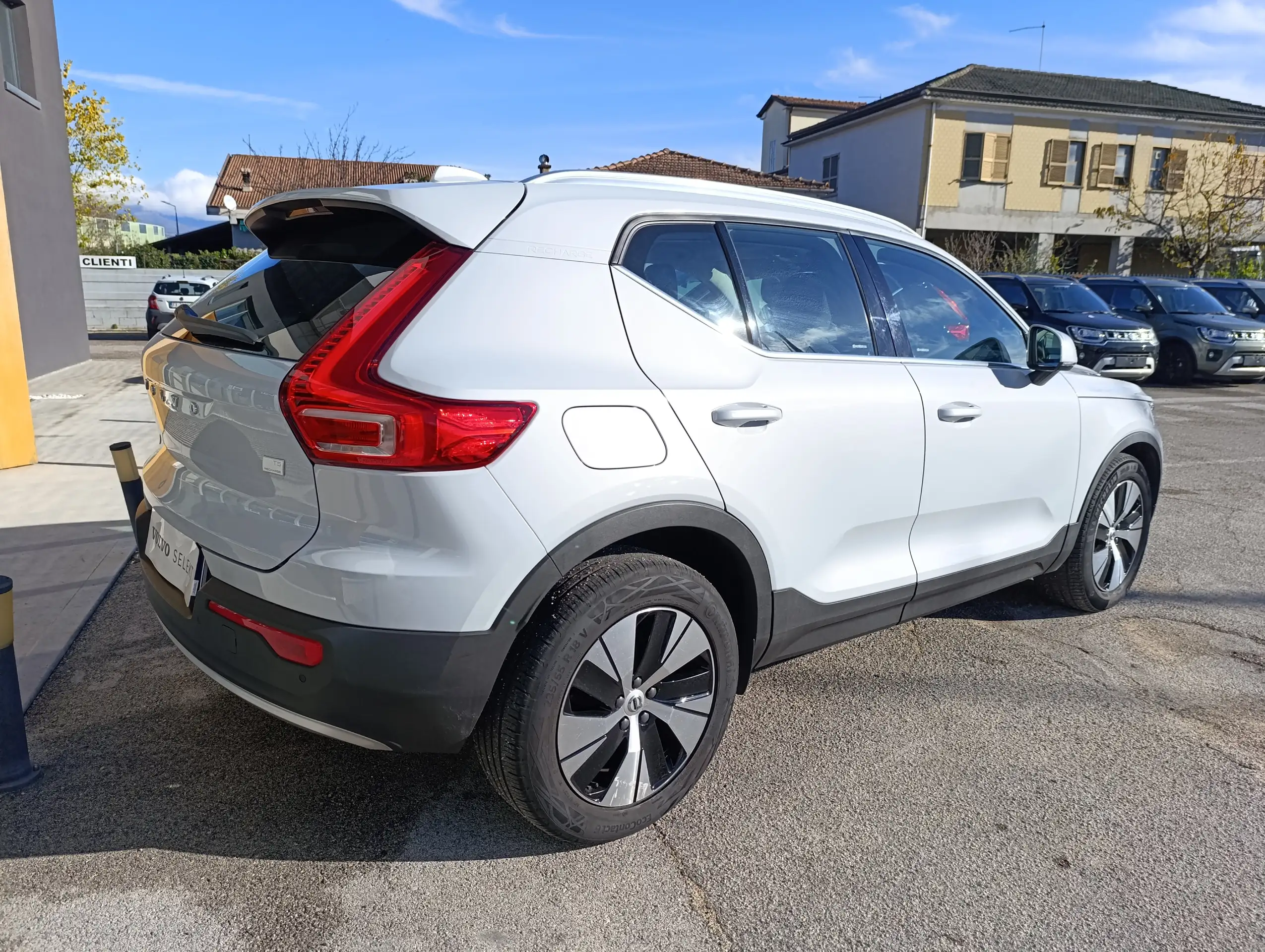 Volvo - XC40