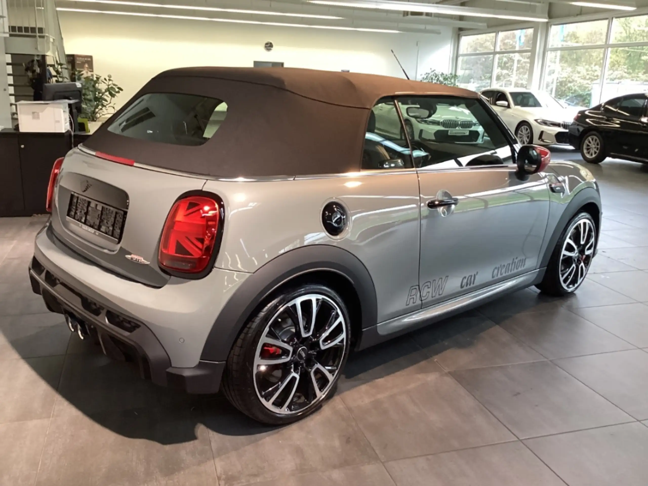 MINI - John Cooper Works Cabrio