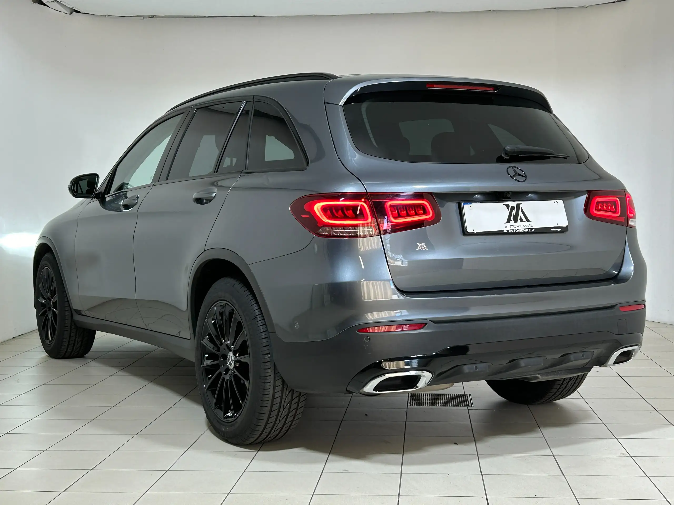 Mercedes-Benz - GLC 220