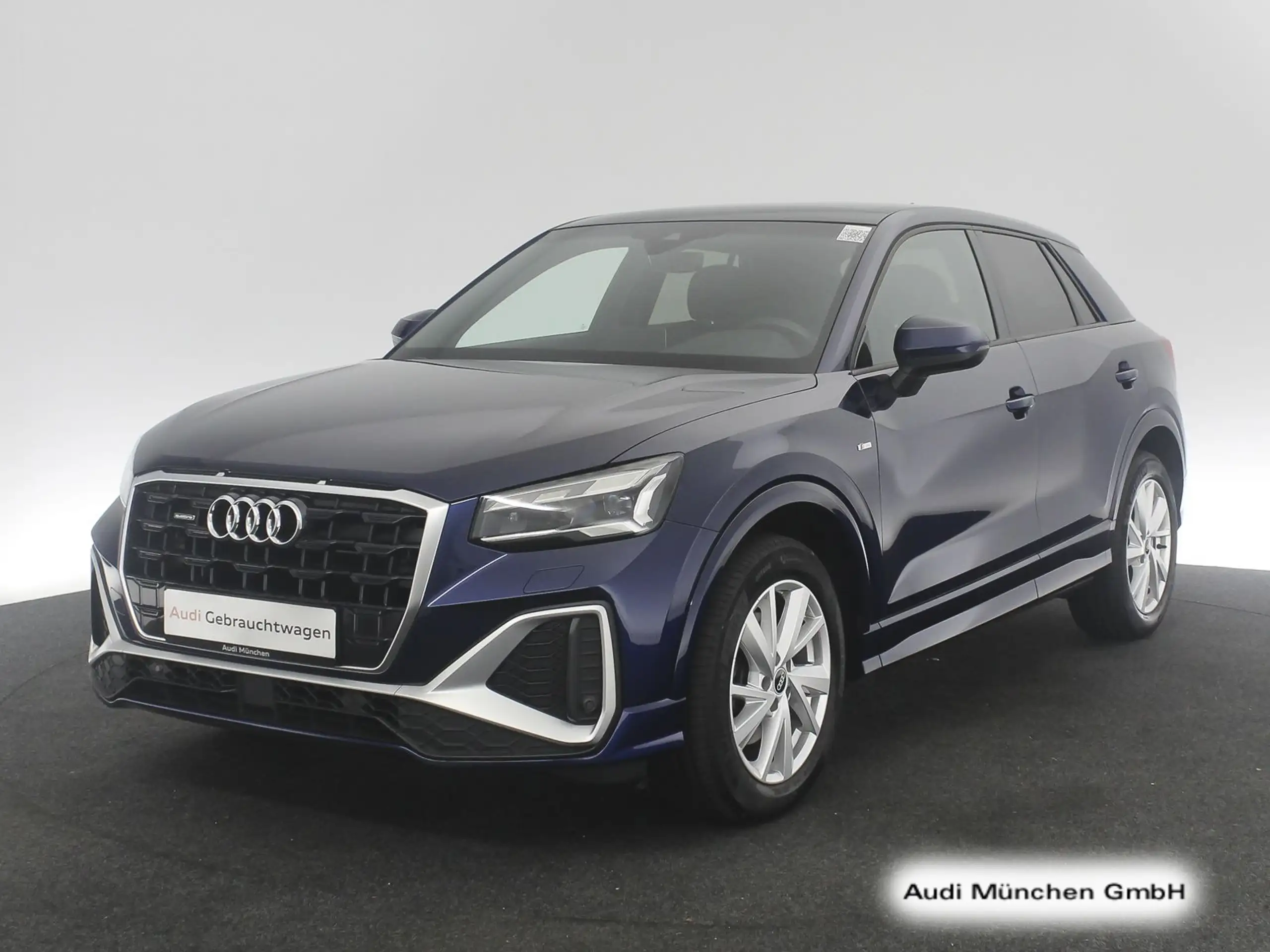 Audi - Q2