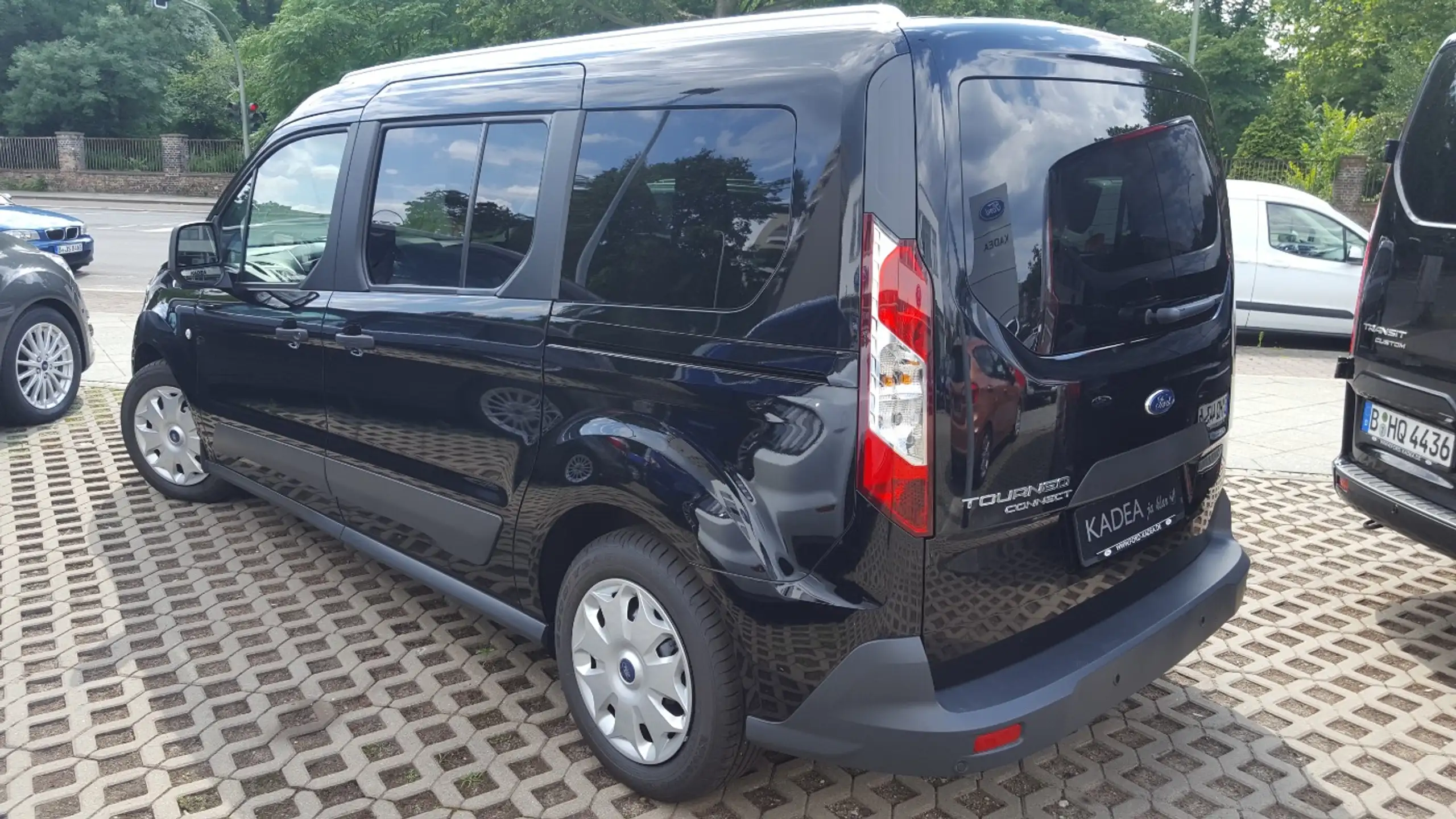 Ford - Transit Connect