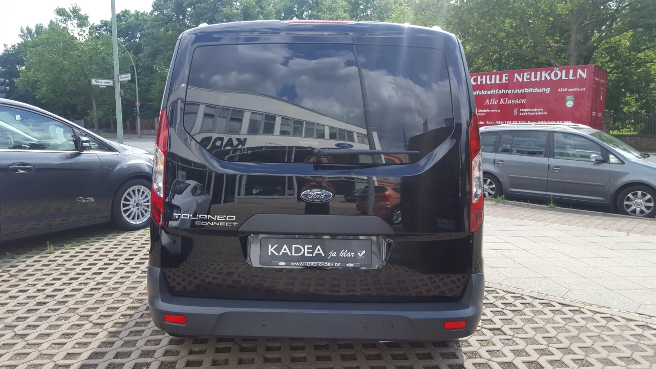 Ford - Transit Connect