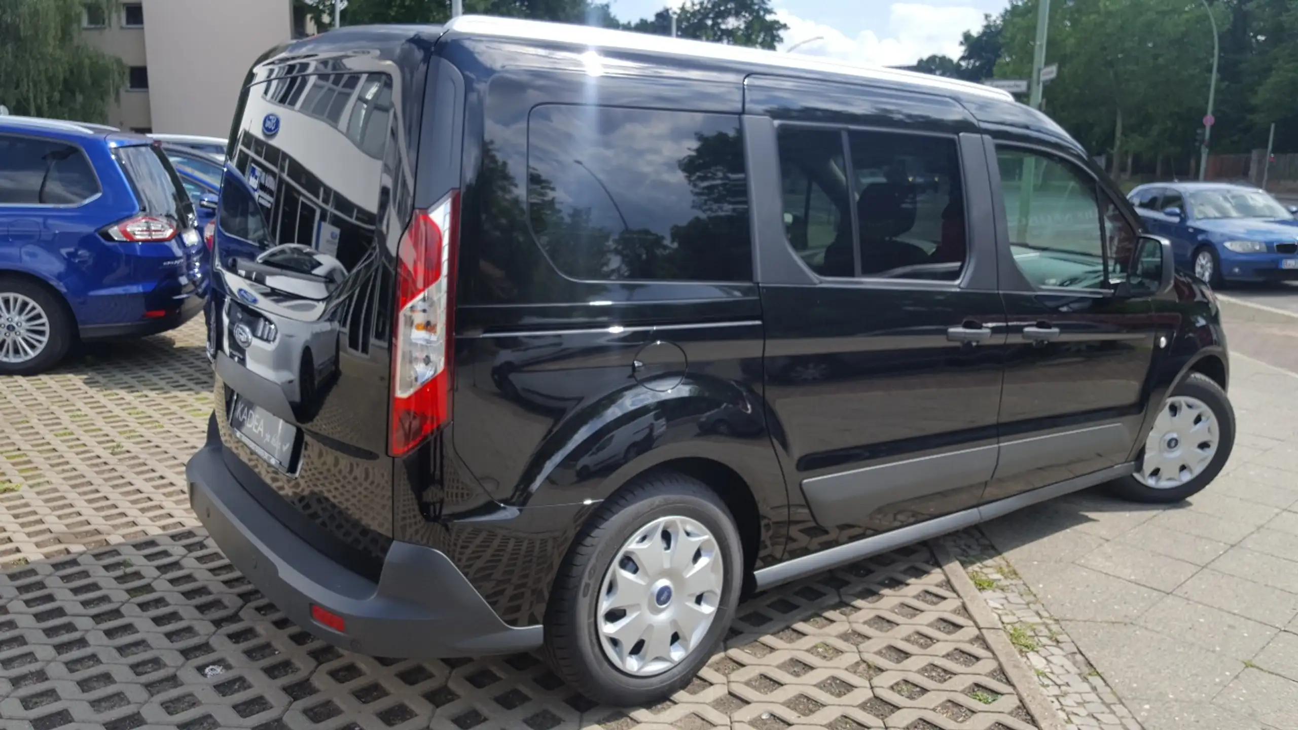 Ford - Transit Connect