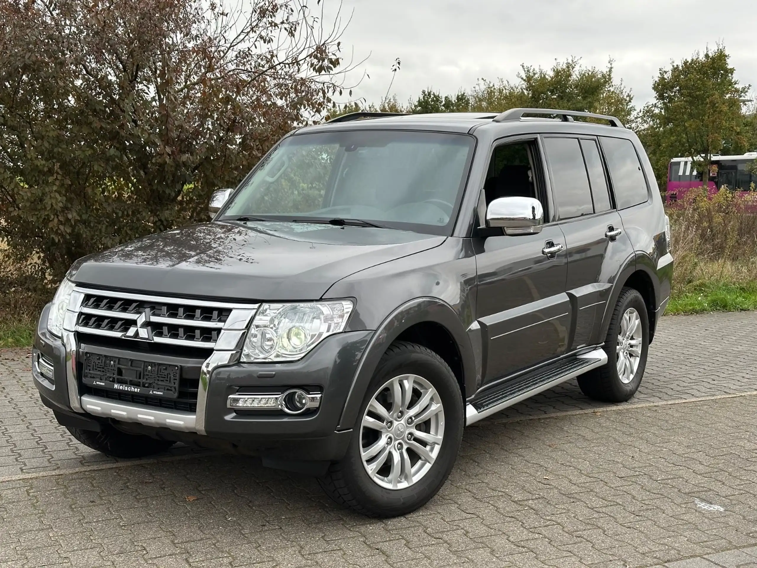 Mitsubishi Pajero 2018