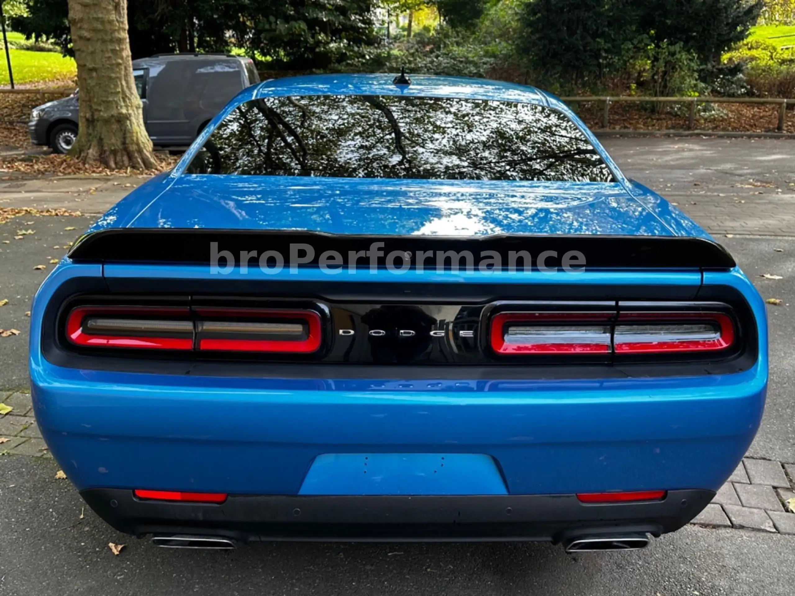 Dodge - Challenger