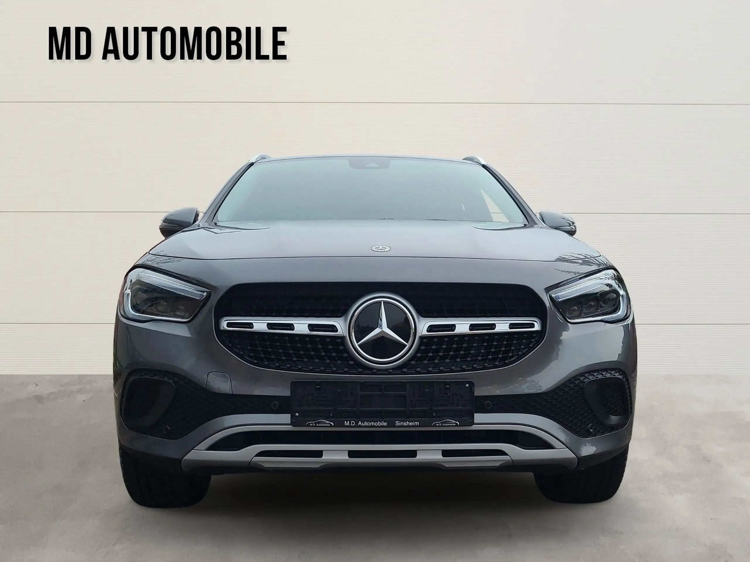 Mercedes-Benz - GLA 200