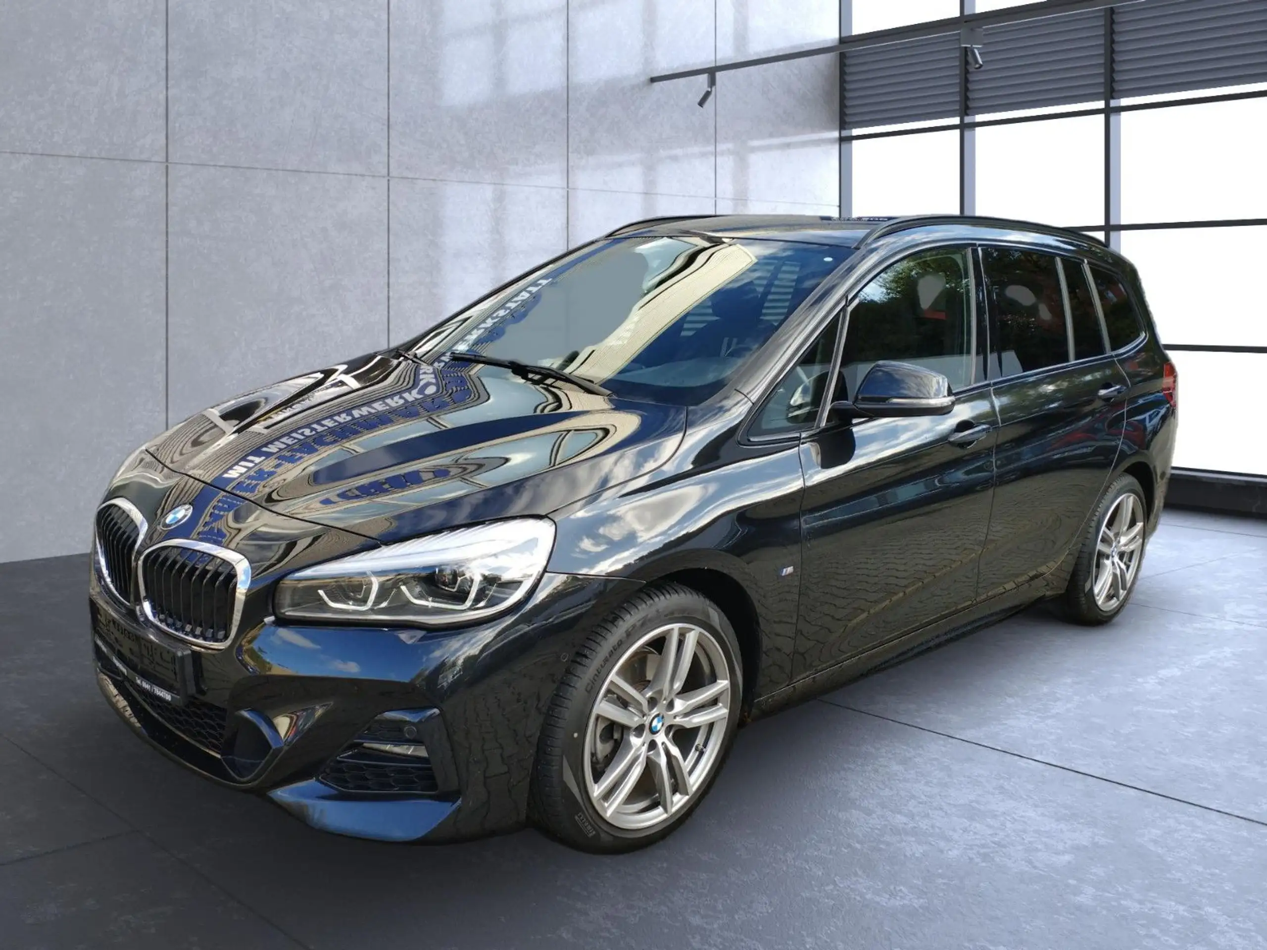 BMW 218 2022