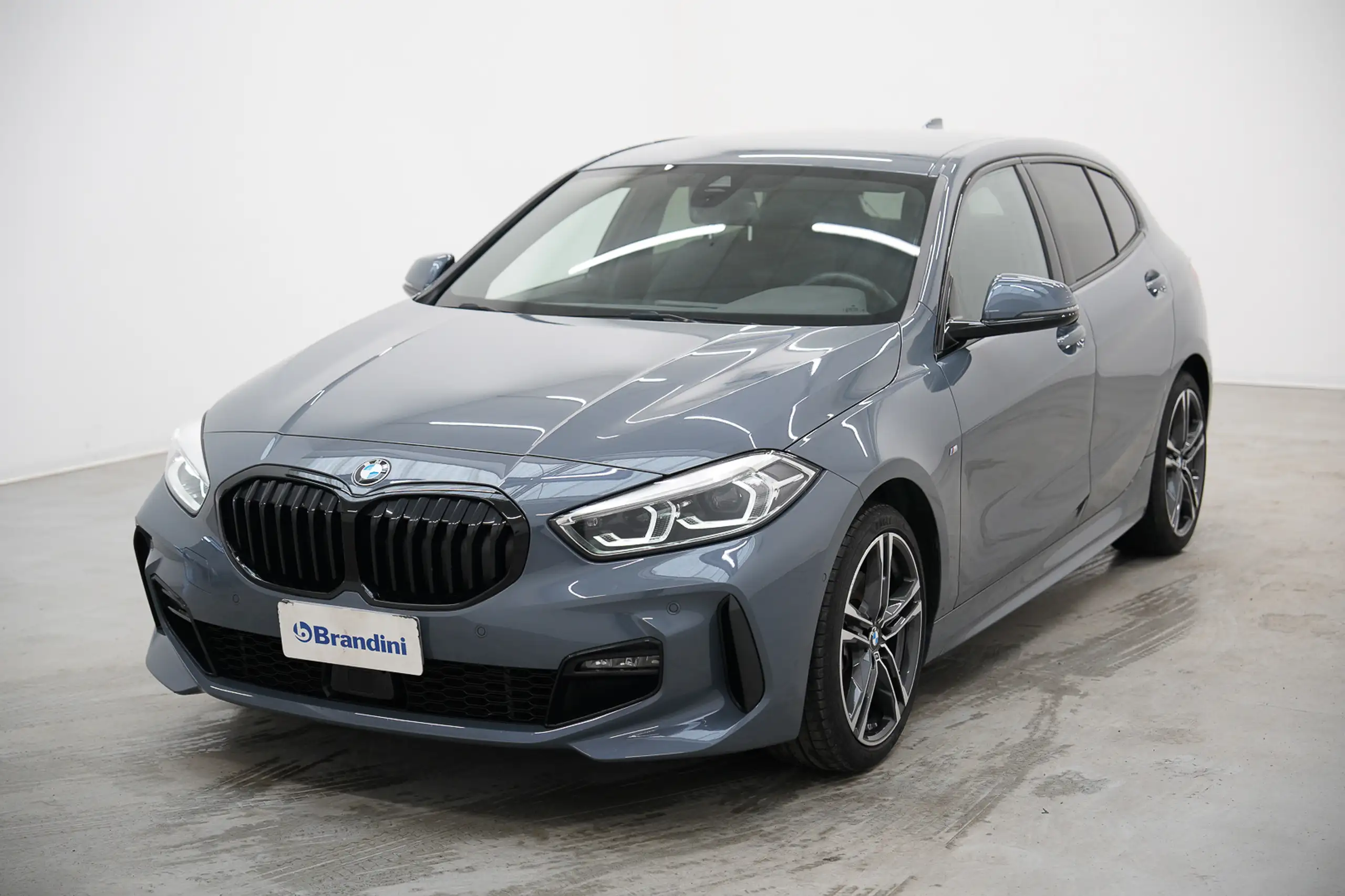 BMW 118 2024