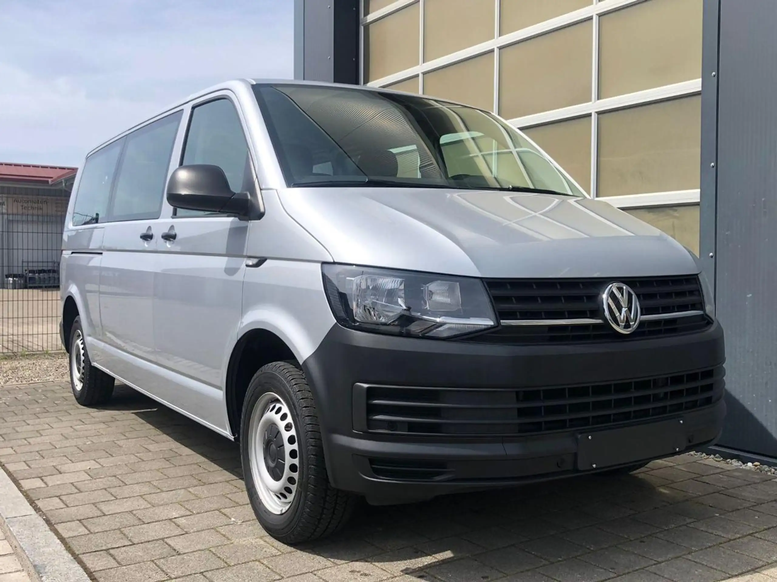 Volkswagen - Transporter