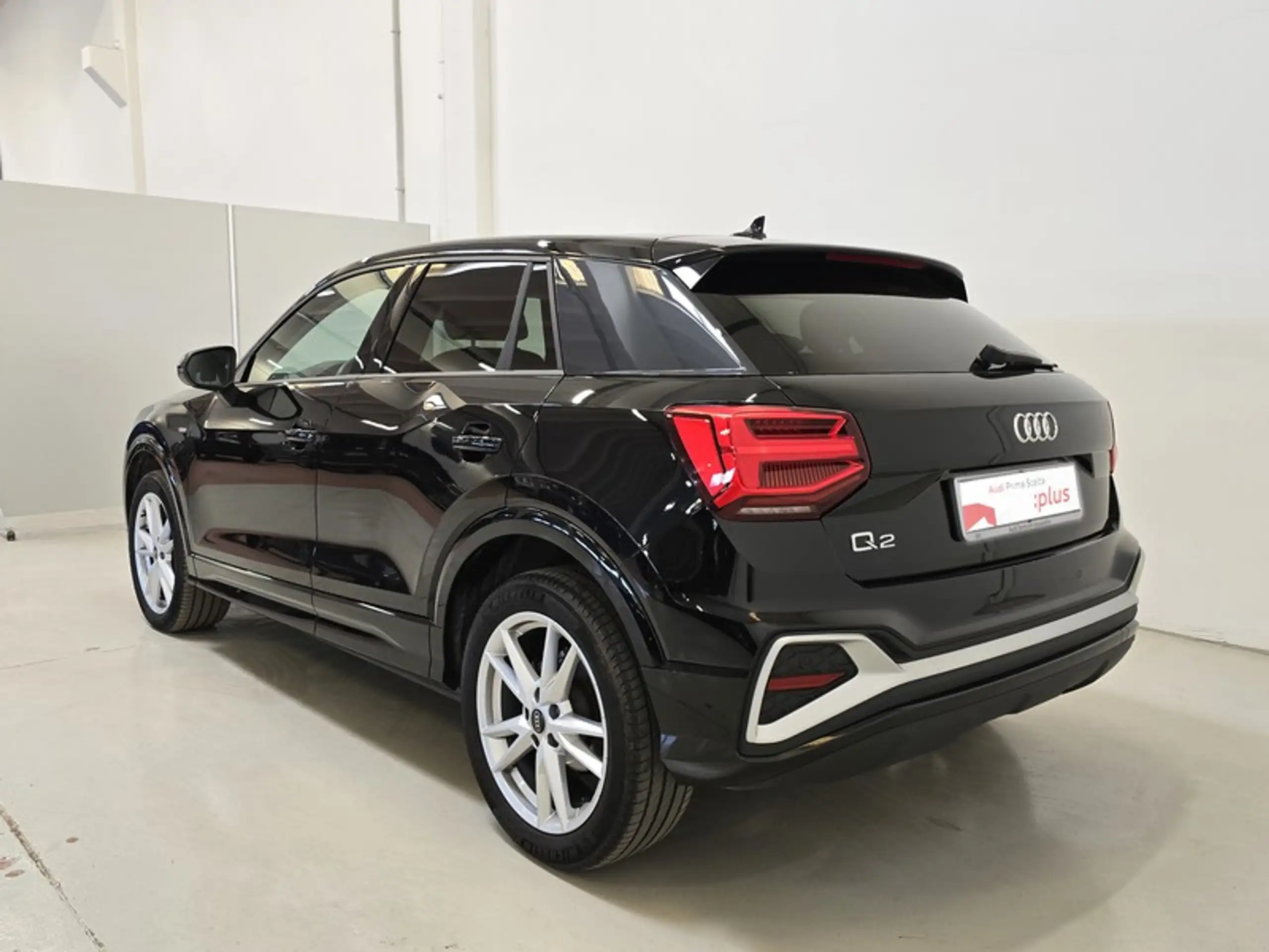 Audi - Q2